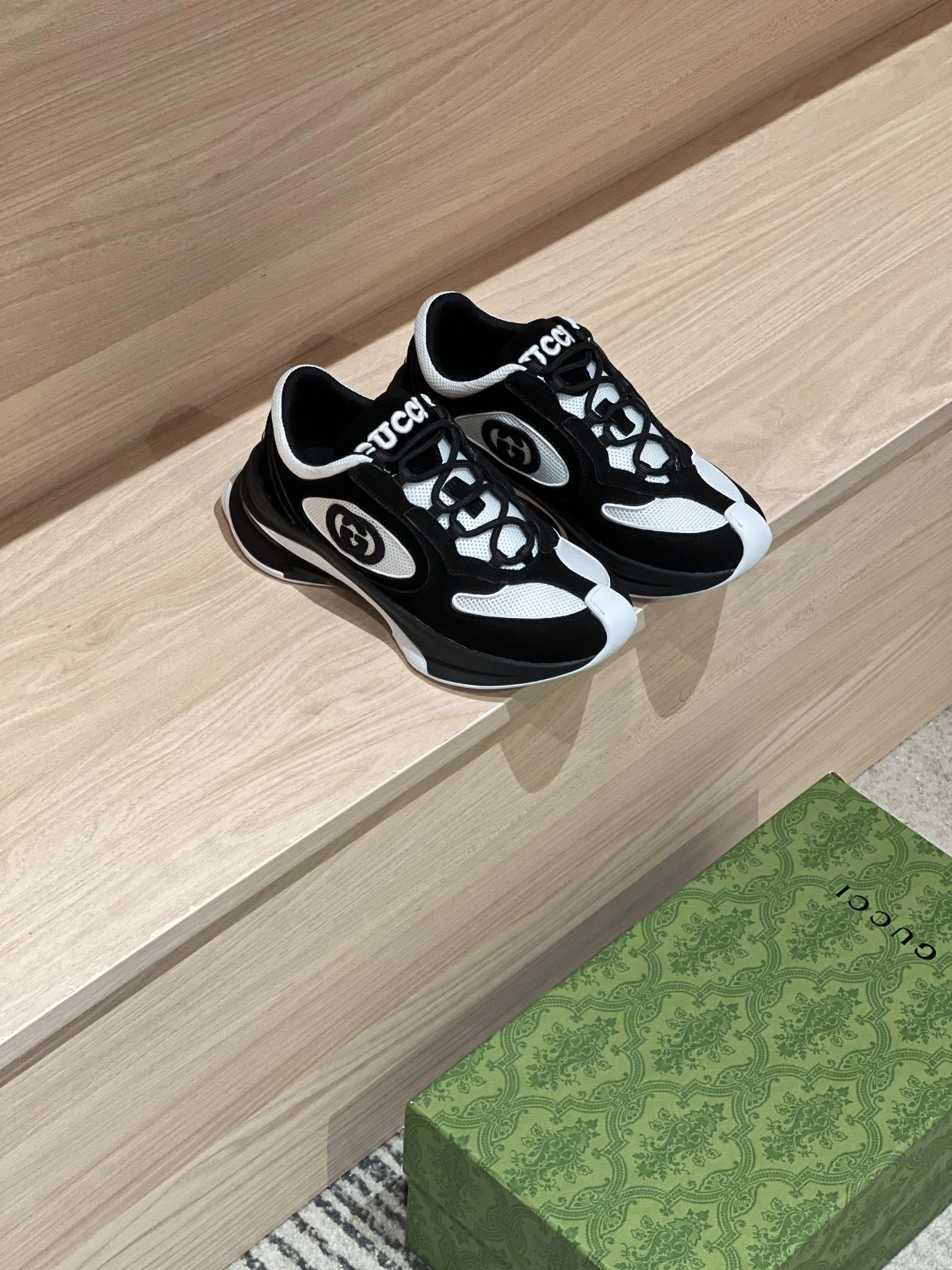 OOBB-- 6u33i 749785 AACSK 1089 Run cowhide sheepskin item:E-X187A0955