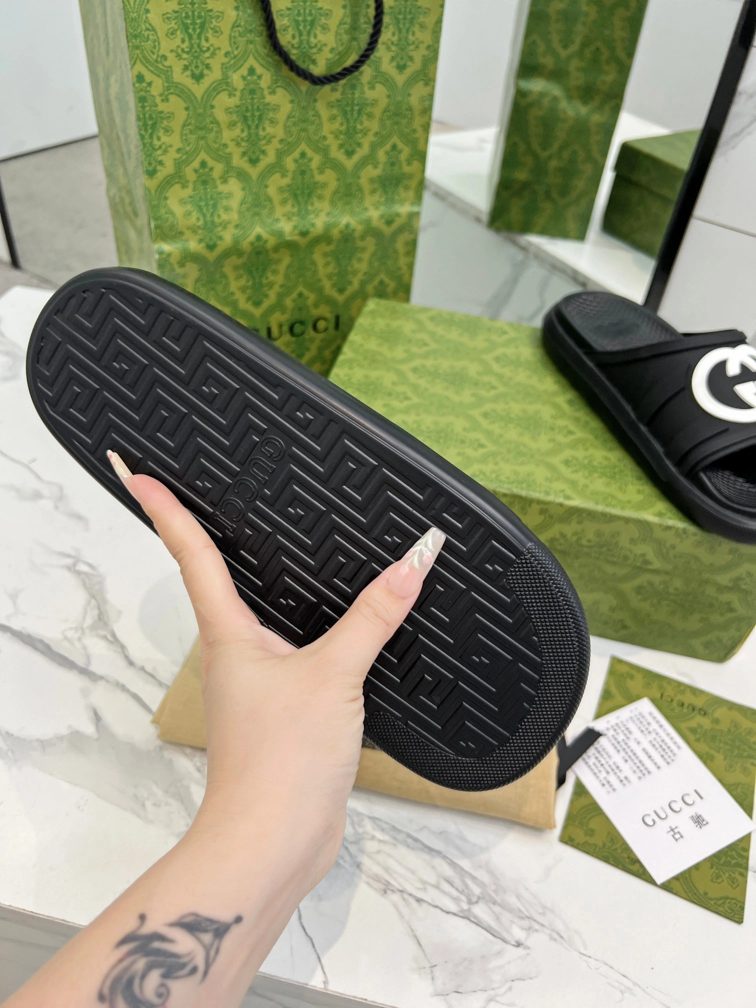 OOBB-- 6u33i 780296 J8700 1014 item:D-X000G0372