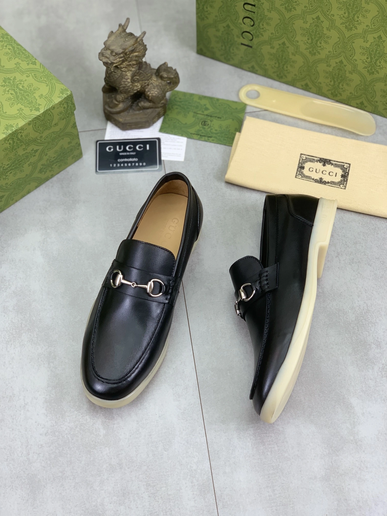 OOBB-- 6u33i 782672 1XH00 1000 Calfskin item:D-X158G0943