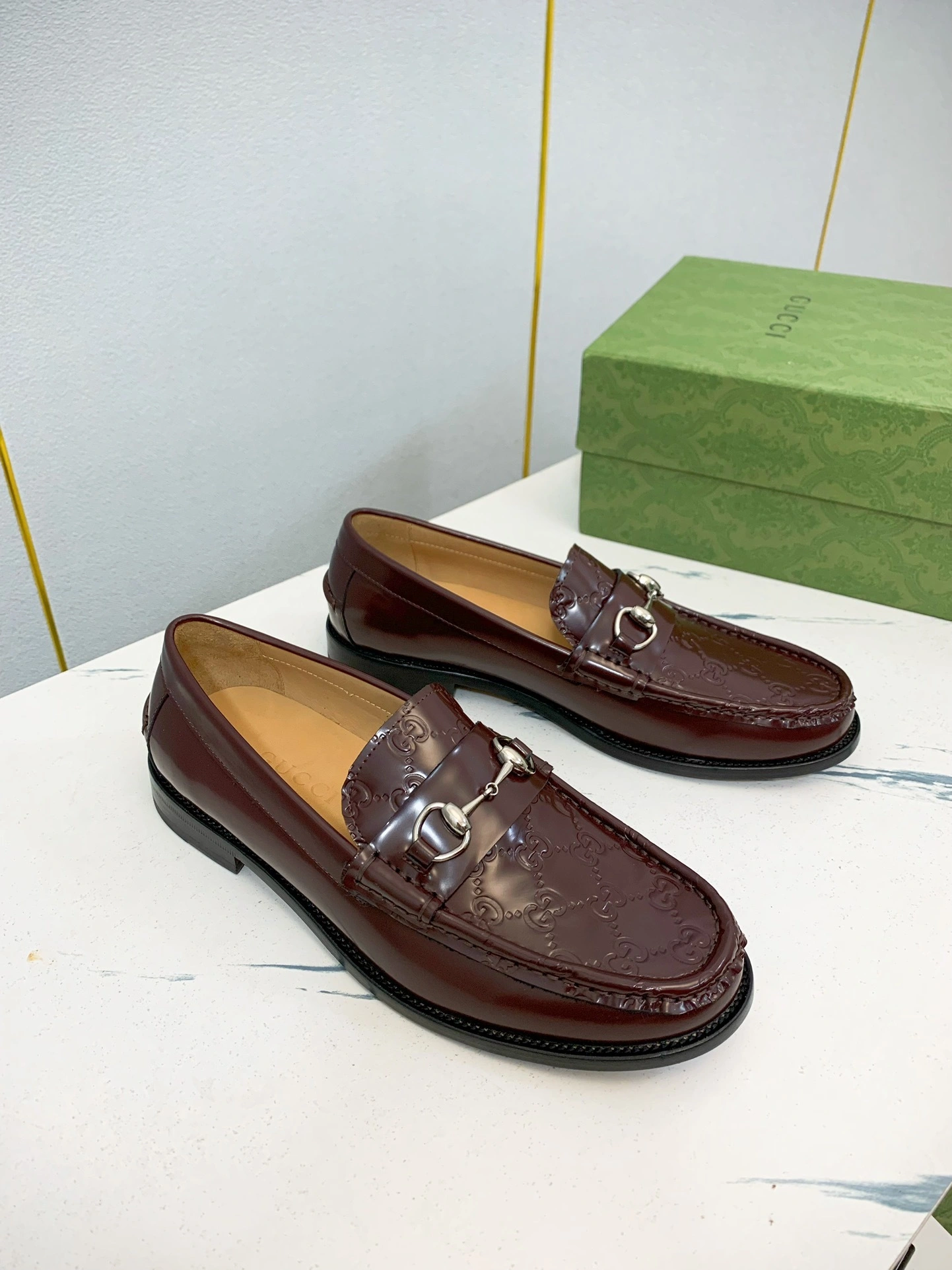OOBB-- 6u33i 786426 AADIU 6101 Calfskin item:D-X000G0936