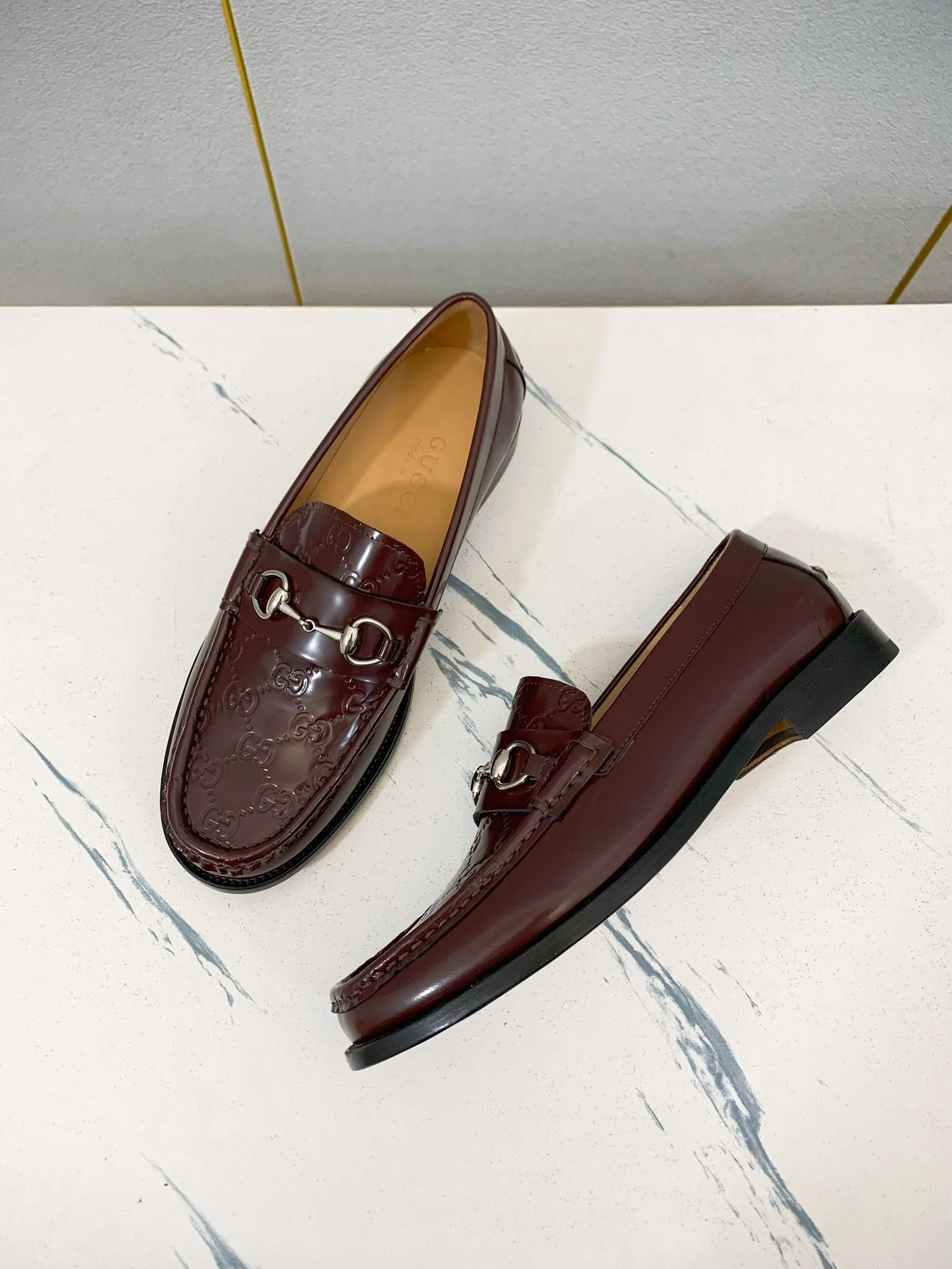 OOBB-- 6u33i 786426 AADIU 6101 Calfskin item:D-X000G0936