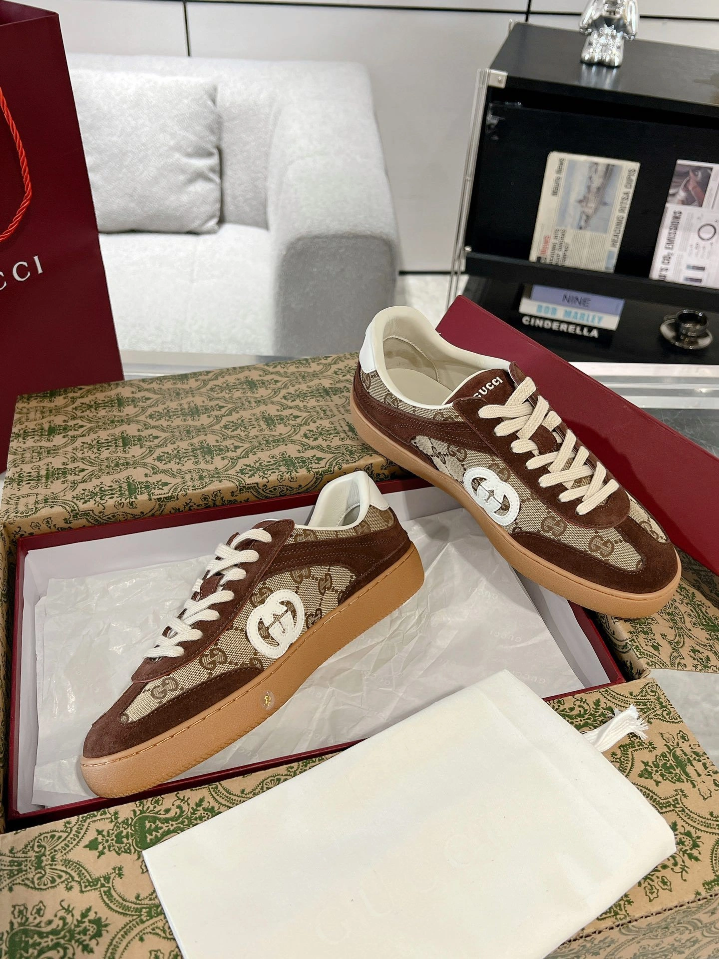 OOBB-- 6u33i 791742 AAEGA 2242 cowhide G75 item:E-X000H3036