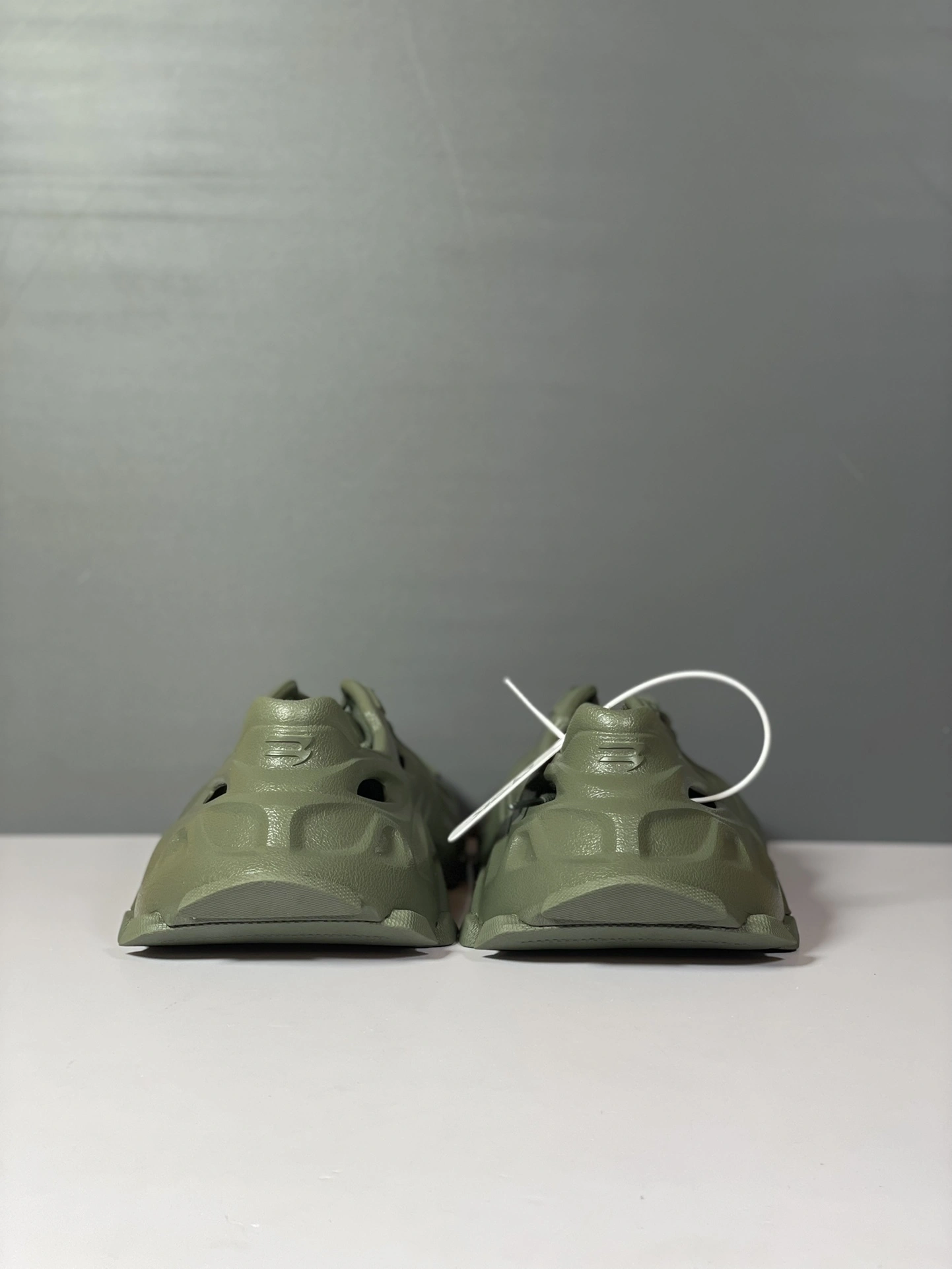 OOBB-- 702421W3CES3500 item:C-X000F2189Y