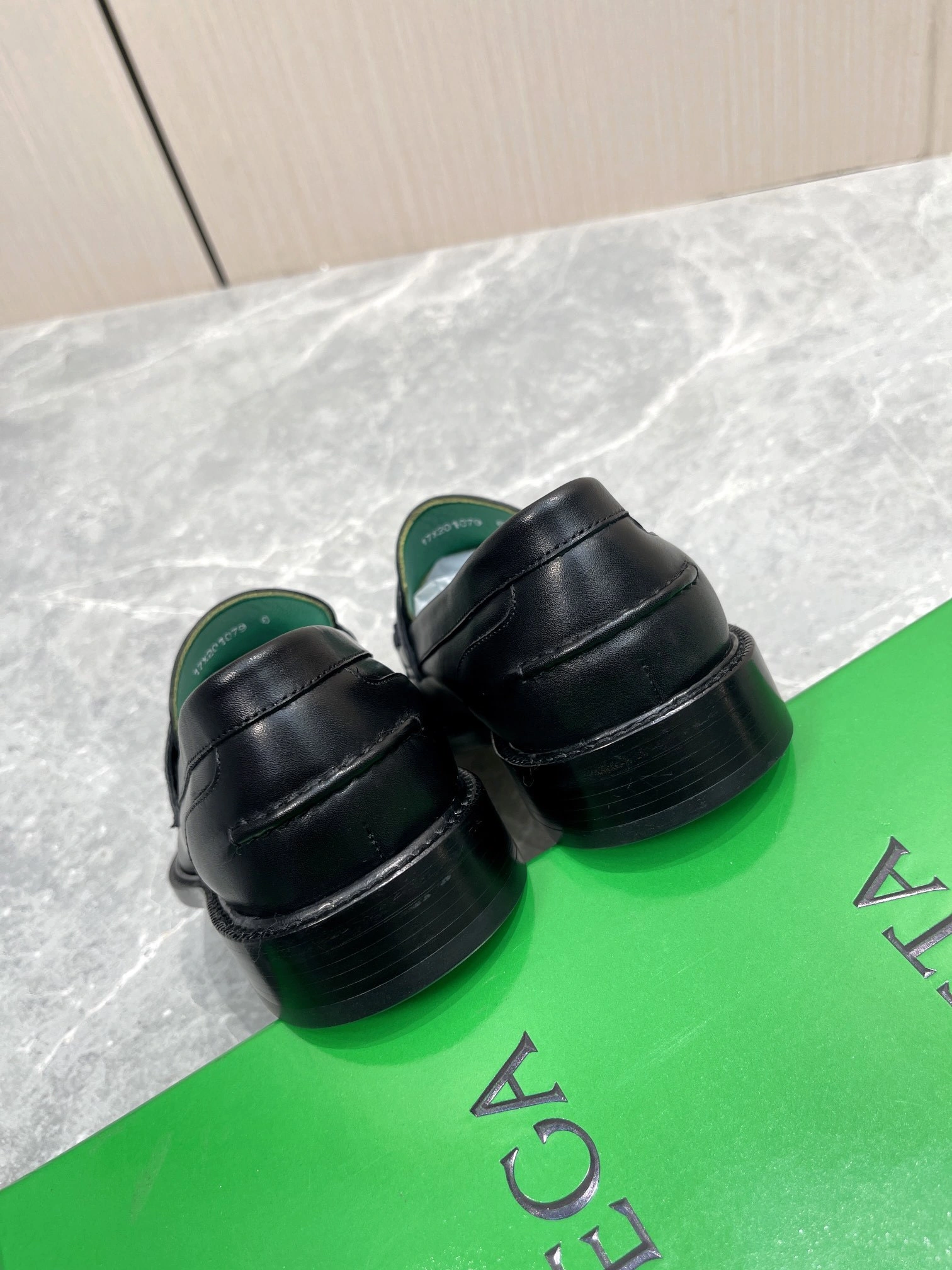 OOBB-- 716219V2CM01000 item:C-X298D0616
