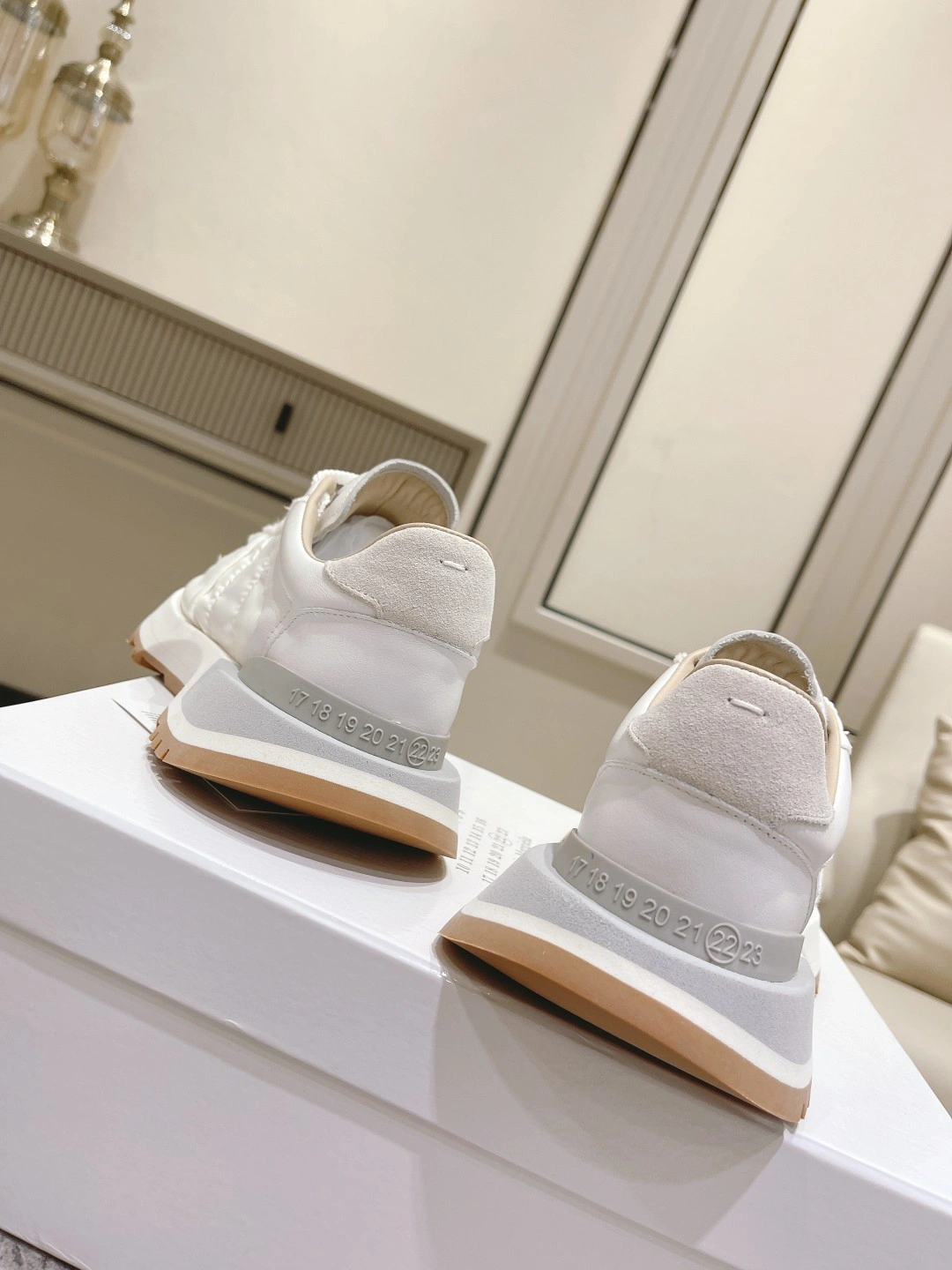 OOBB-- 71iso97 S37WS0575P4341T1003 Runner cowhide sheepskin item:D-X000G0952