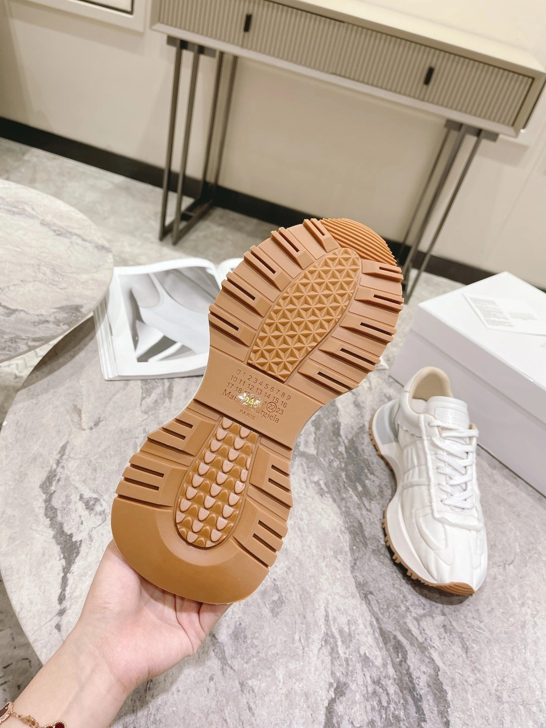 OOBB-- 71iso97 S37WS0575P4341T1003 Runner cowhide sheepskin item:D-X000G0952