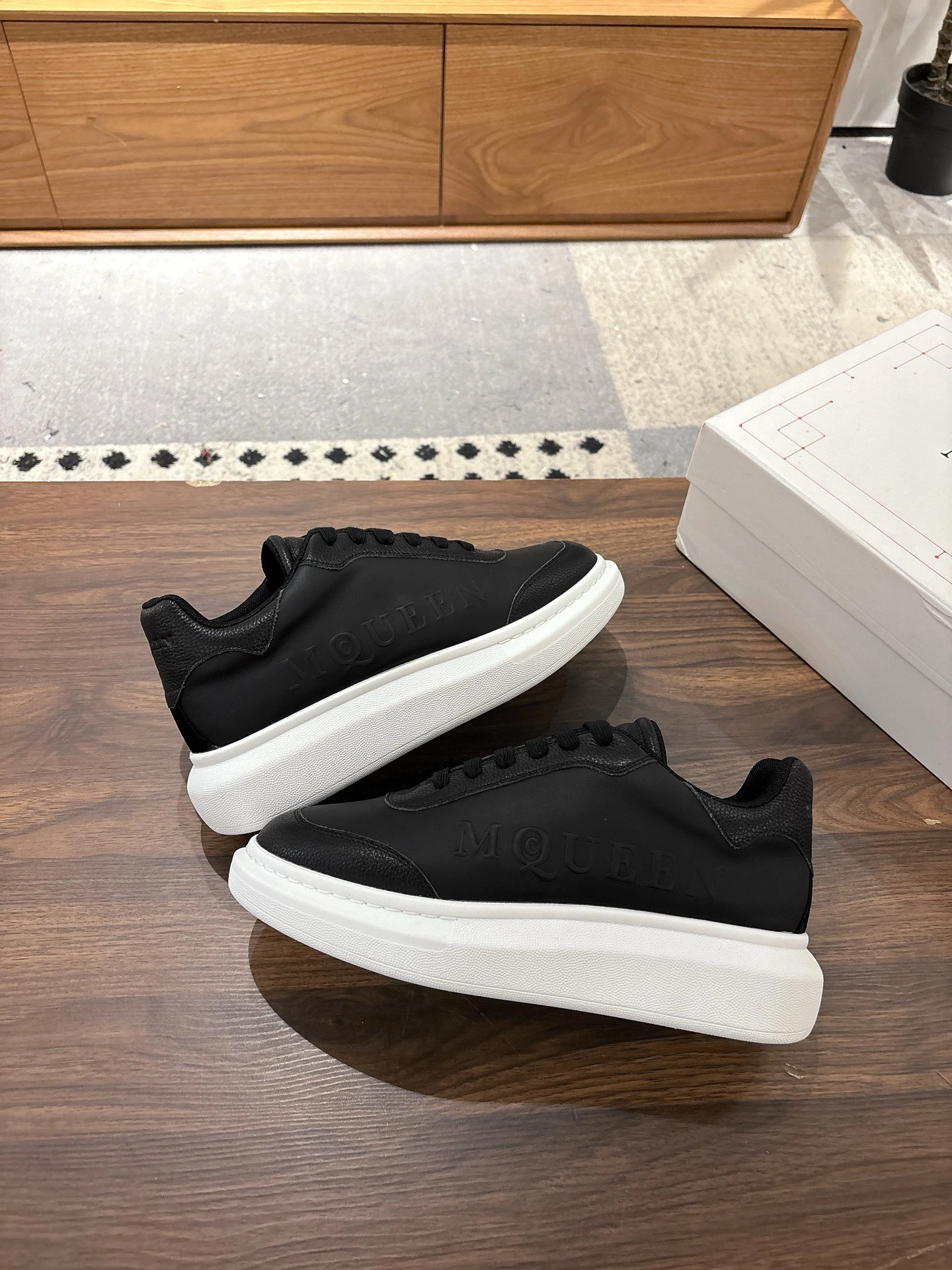OOBB-- 73Qu559 837144WIAFO1003 831180WIAFO1003 cowhide Calfskin item:E-X002I0821