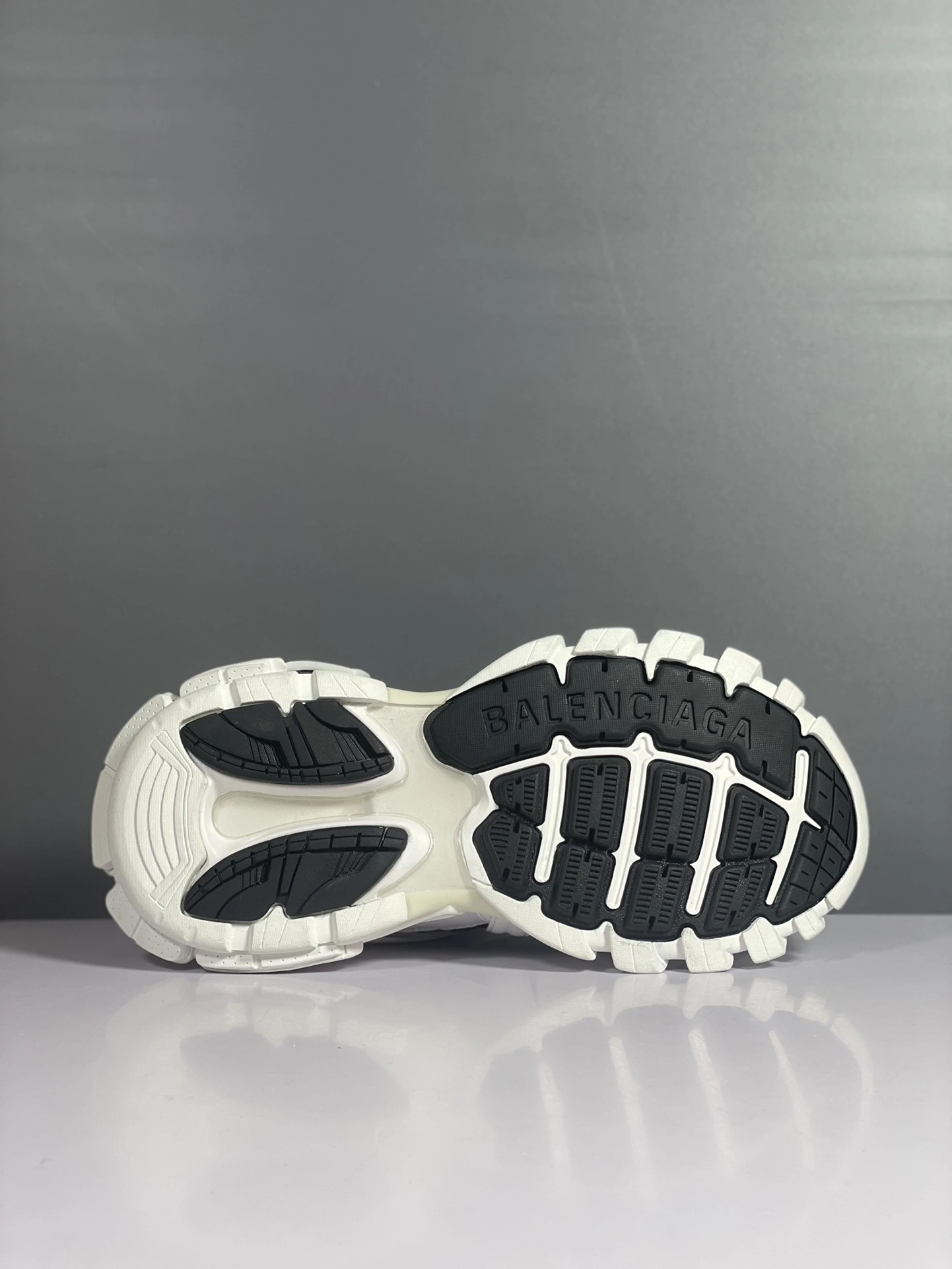 OOBB-- 741107W3CZ19010 item:C-X004G2007Y
