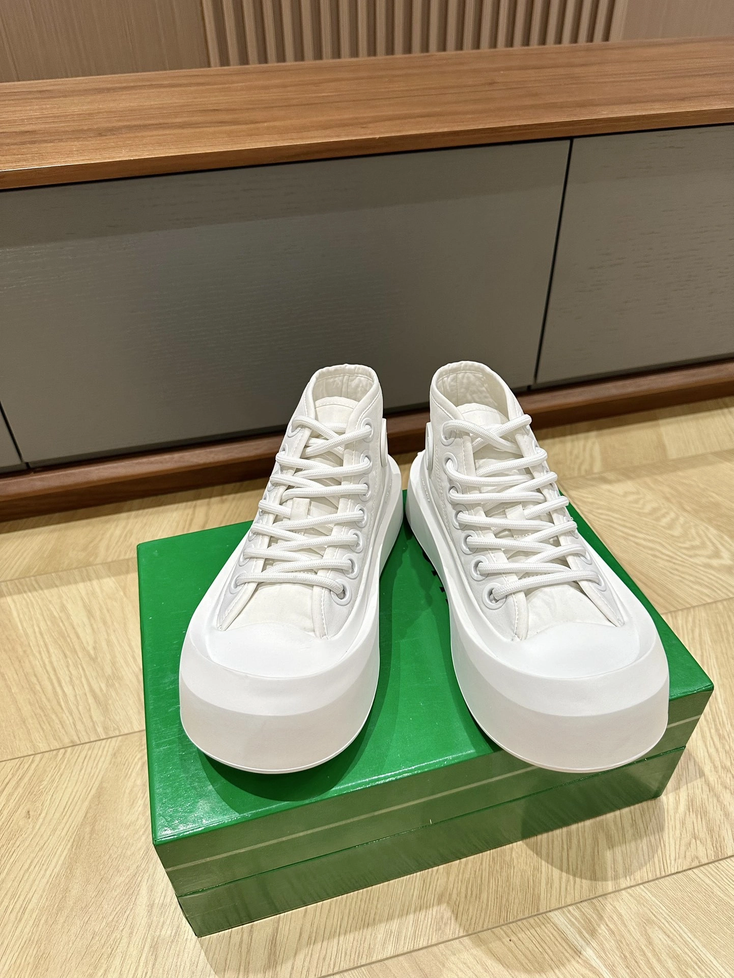 OOBB-- 741358V2X509122 item:C-X003F2125Y