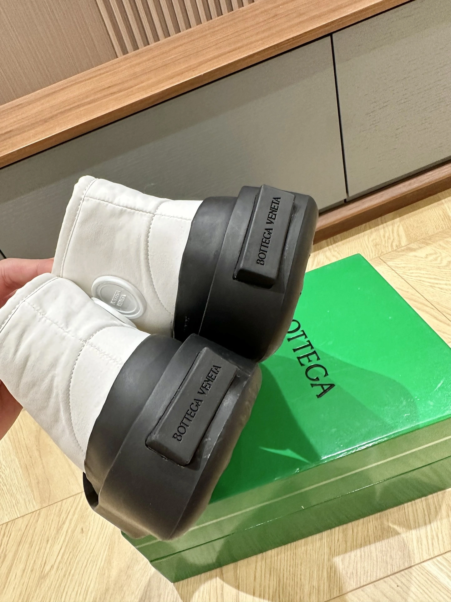OOBB-- 741358V2X509135 item:C-X003F2124Y