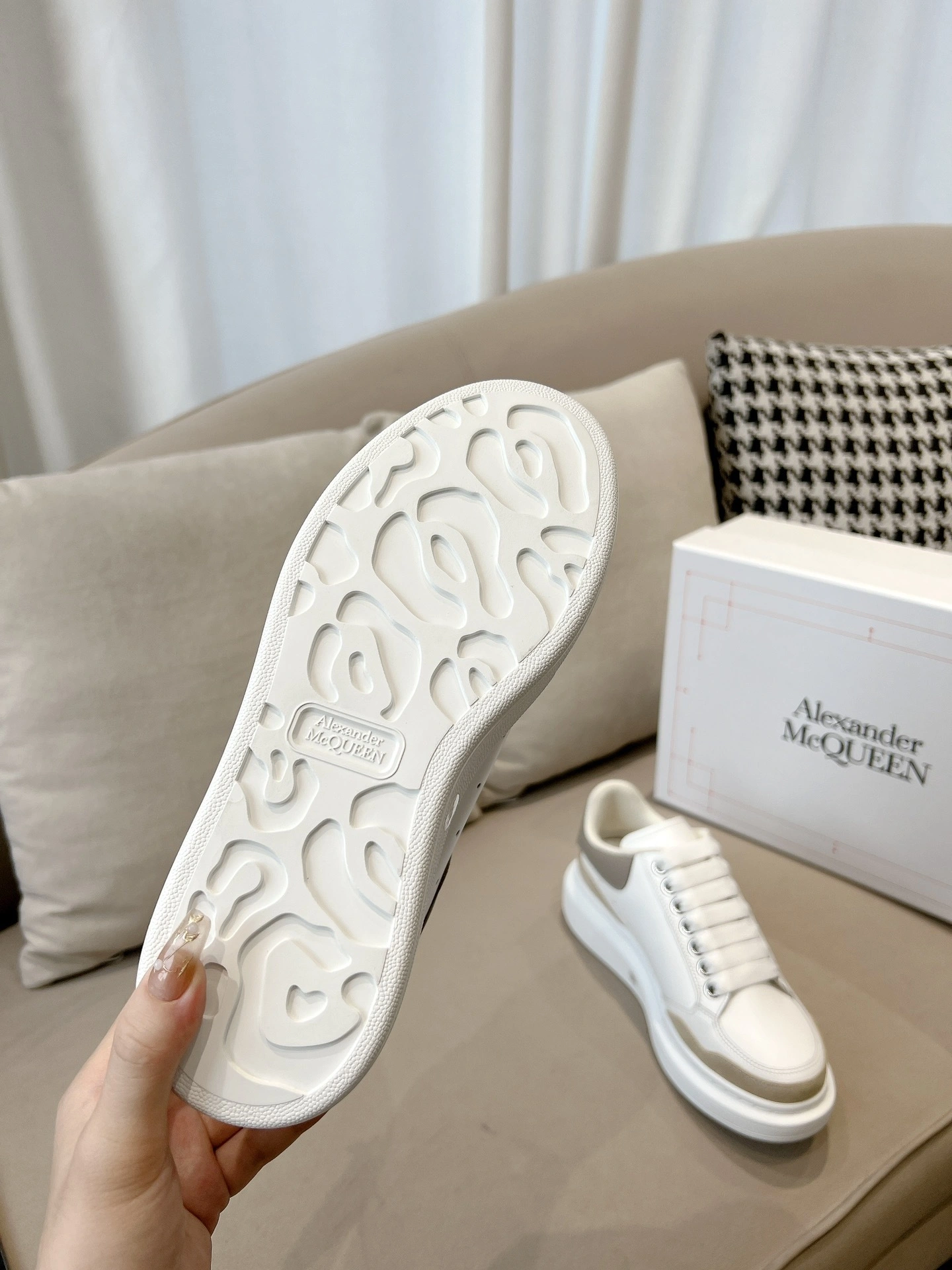 OOBB-- 758982WIA5V7788 cowhide item: D-X158B2326