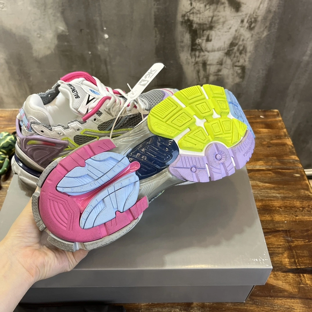 OOBB-- 772767W3RMU1745 Runner item: D-X158B2346