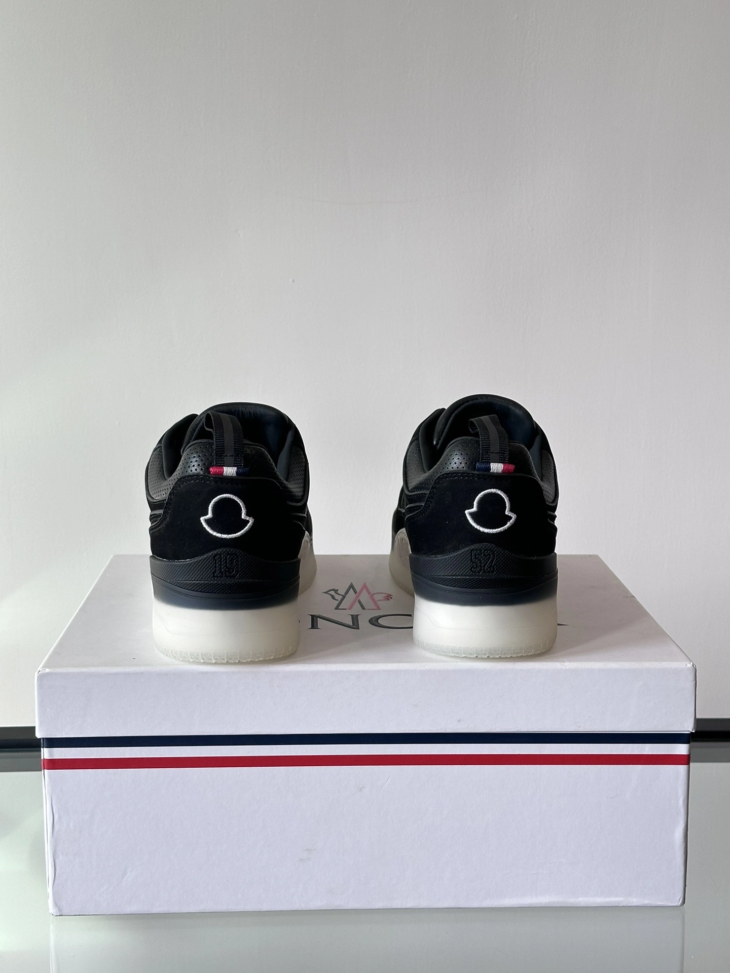 OOBB-- 7o9385r 4M00120M3400999 cowhide item:E-X230A0188