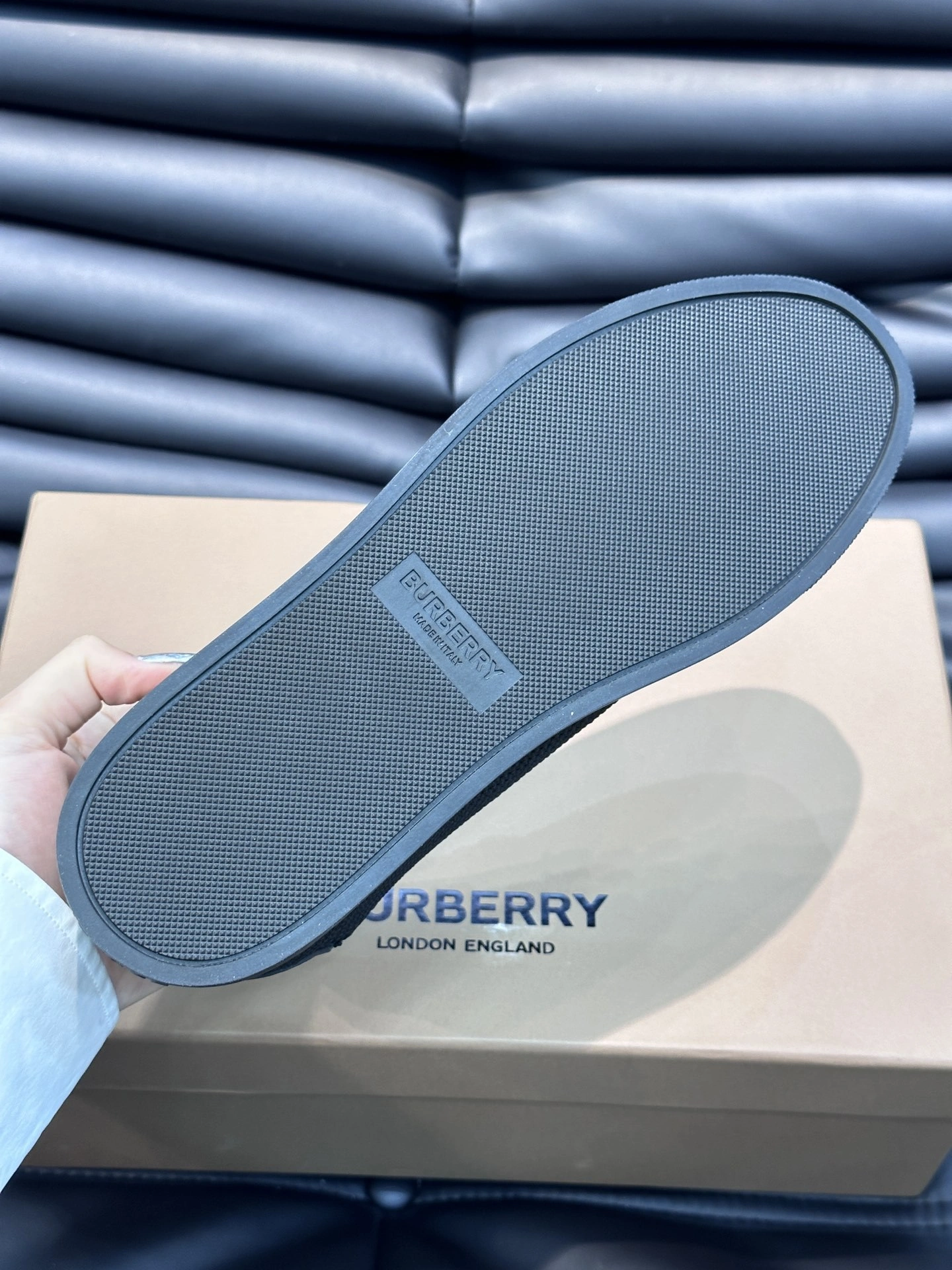 &OOBB-- 80683761 item:C-X158I0998Y