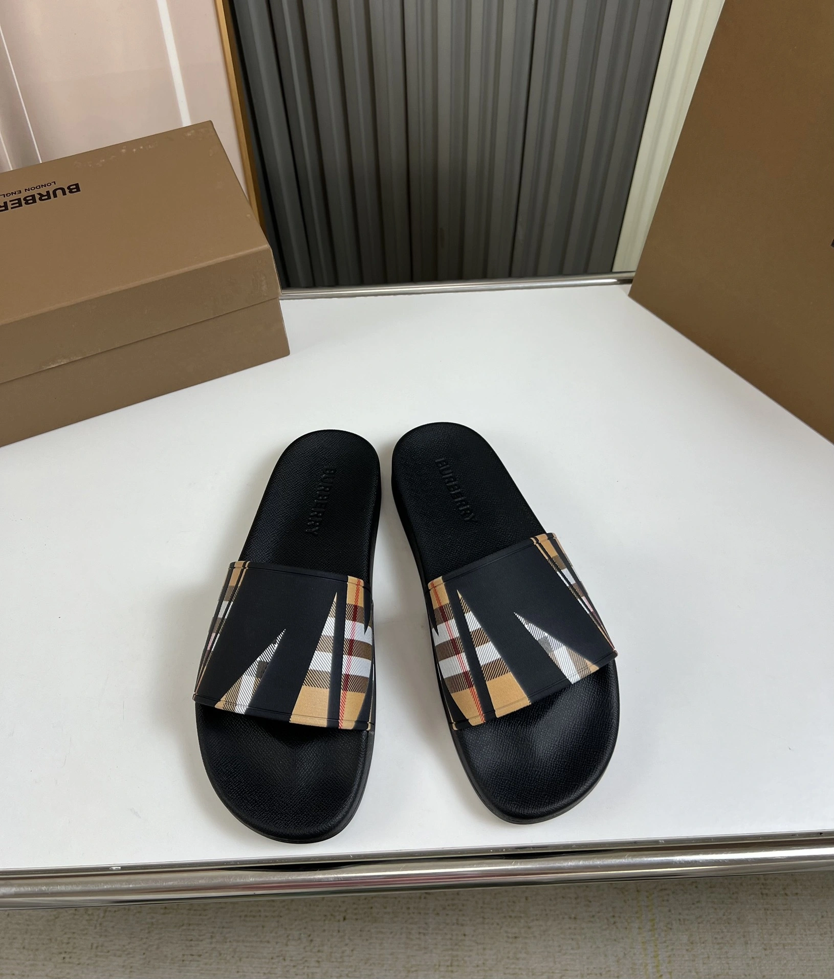 OOBB-- 80707351 item:D-X158M2228