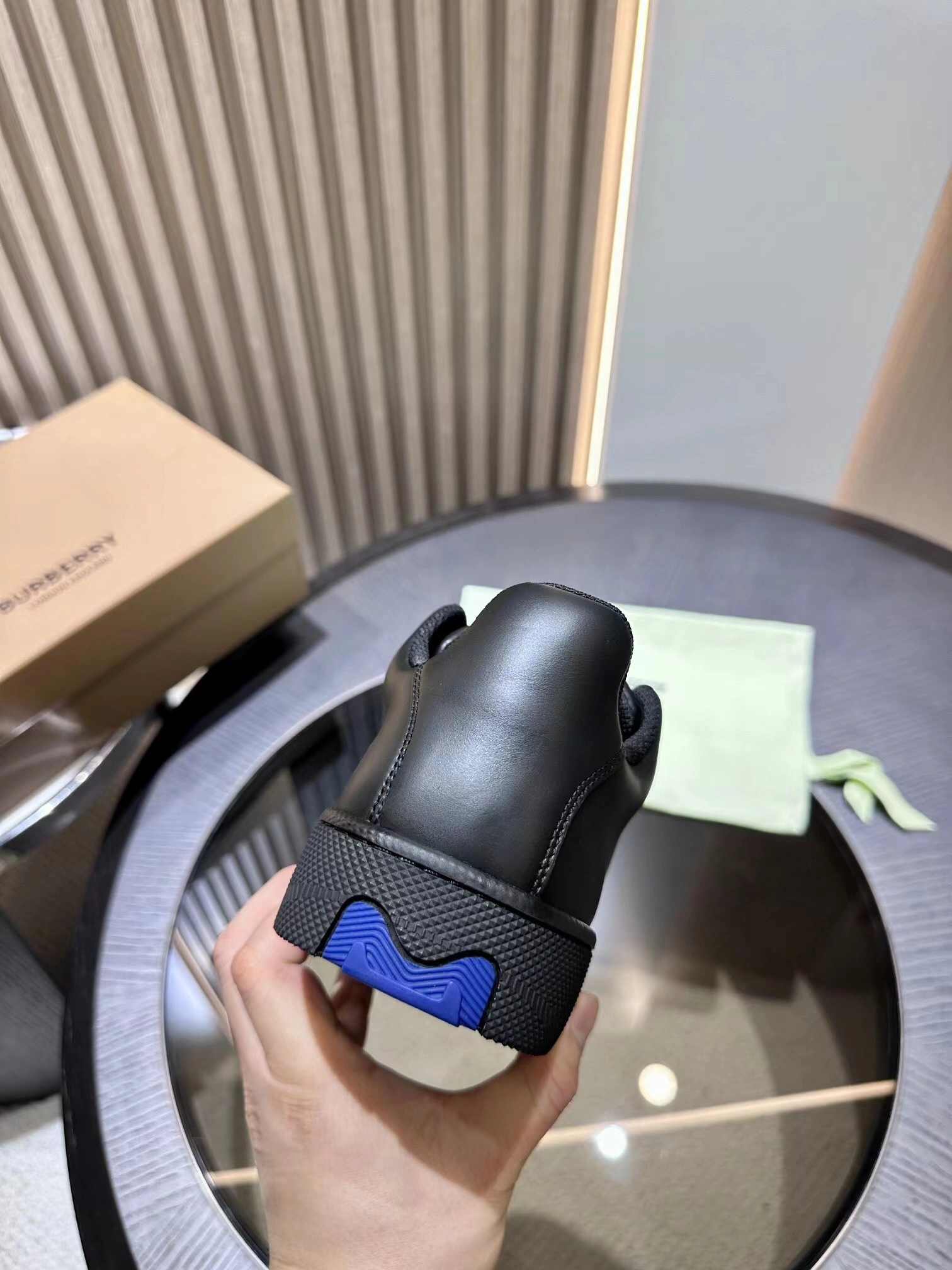 OOBB-- 80833251 item:D-X158M1130