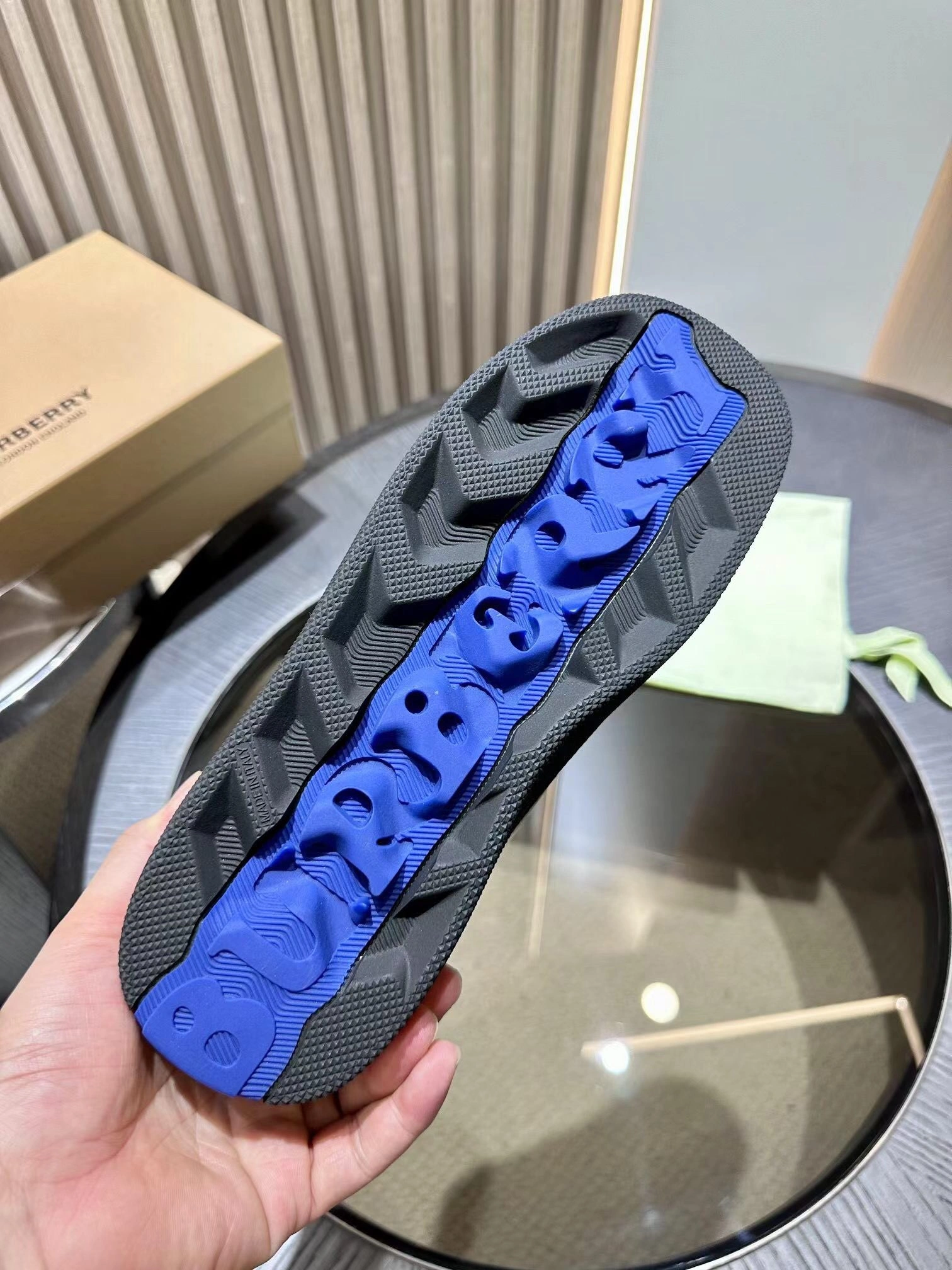 OOBB-- 80833251 item:D-X158M1130