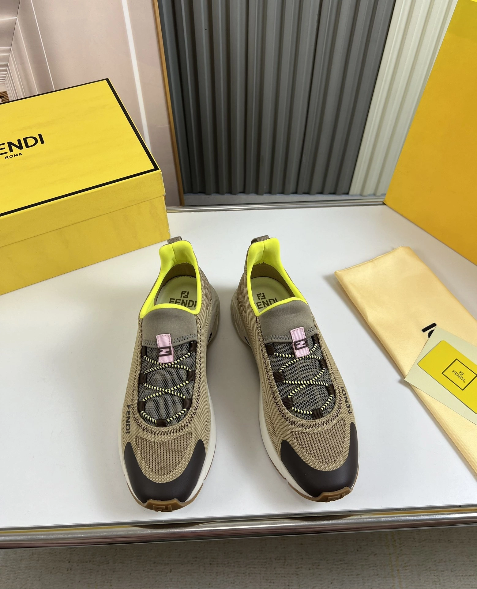 OOBB-- 8E8384AMFXF1KMJ item:C-X291H2532Y