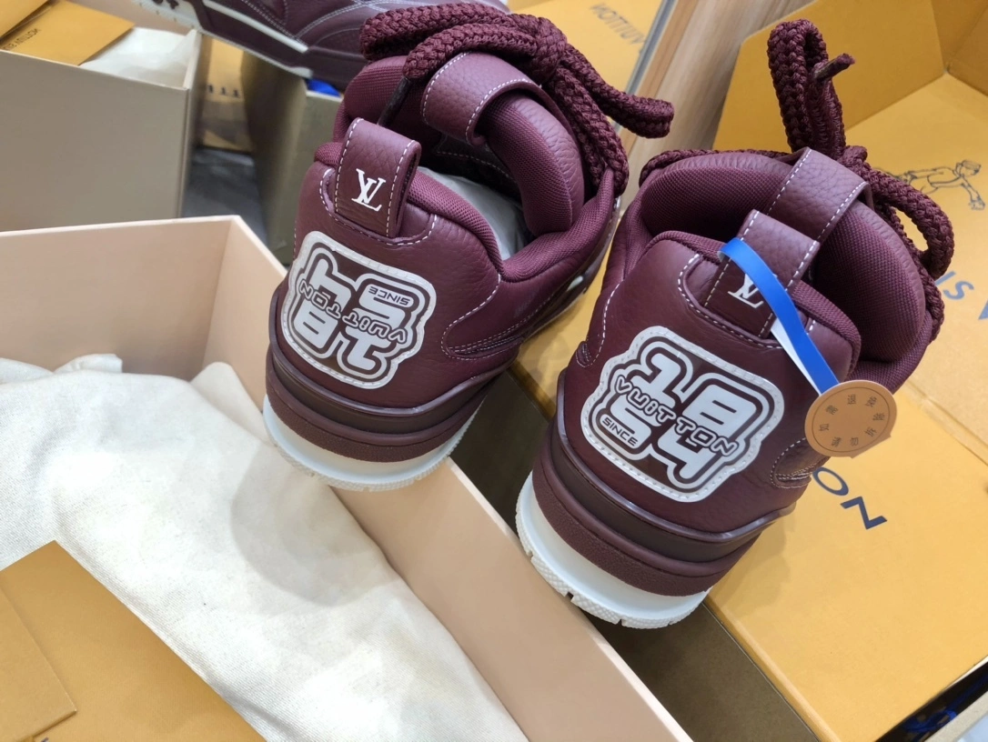 OOBB-- 8PGC12 cowhide item:D-X062M1147