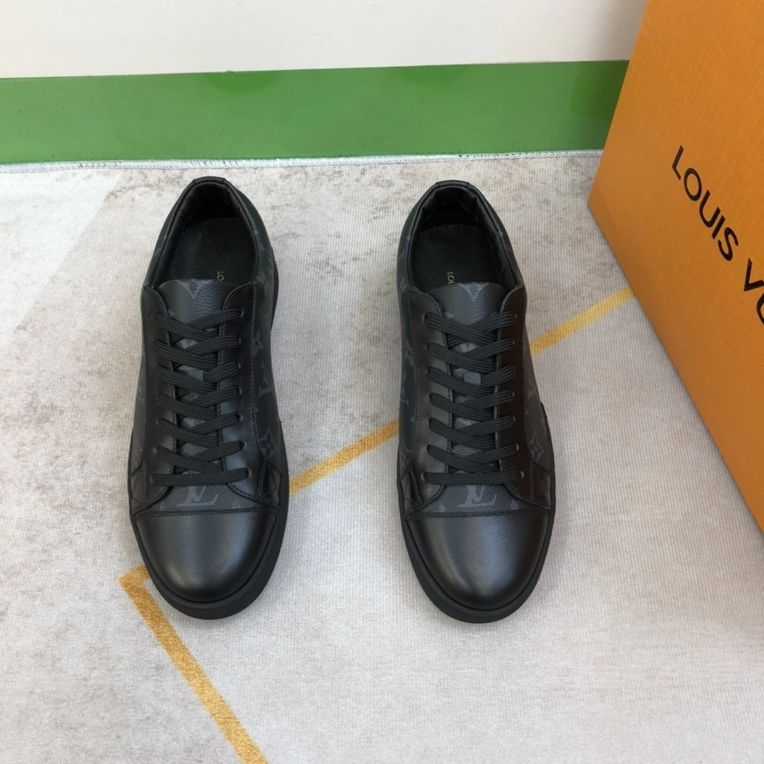 &OOBB-- 8V 1A2R4Q Calfskin item:D-X158J1098T