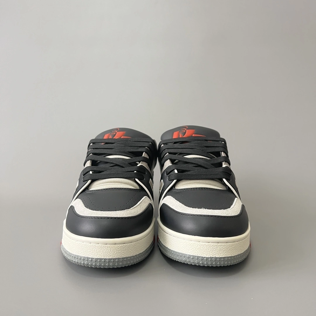 OOBB-- 8V 1A54H Calfskin item:E-X300E2509