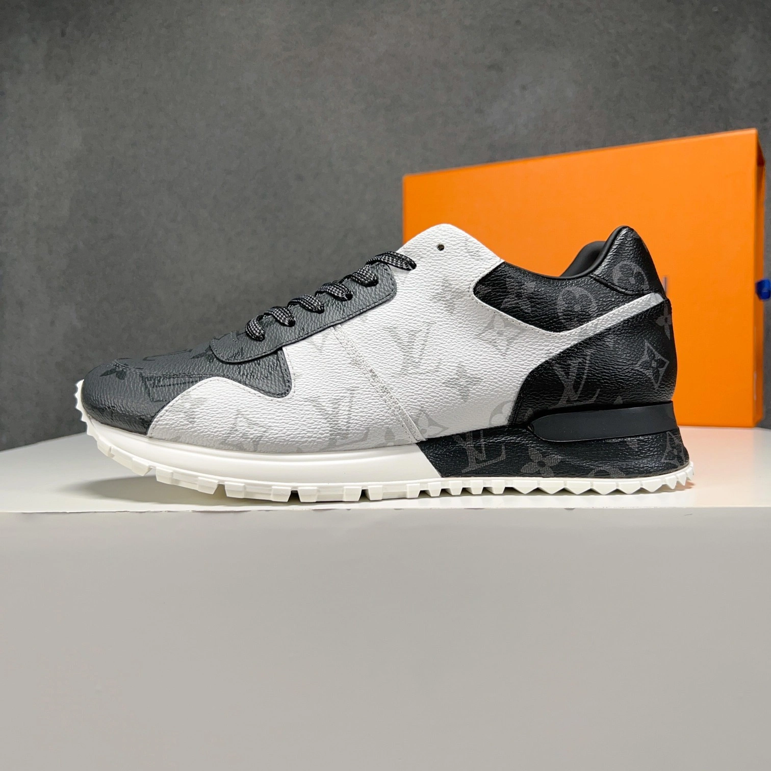 &OOBB-- 8V 1A8UZJ cowhide item:D-X158E2110