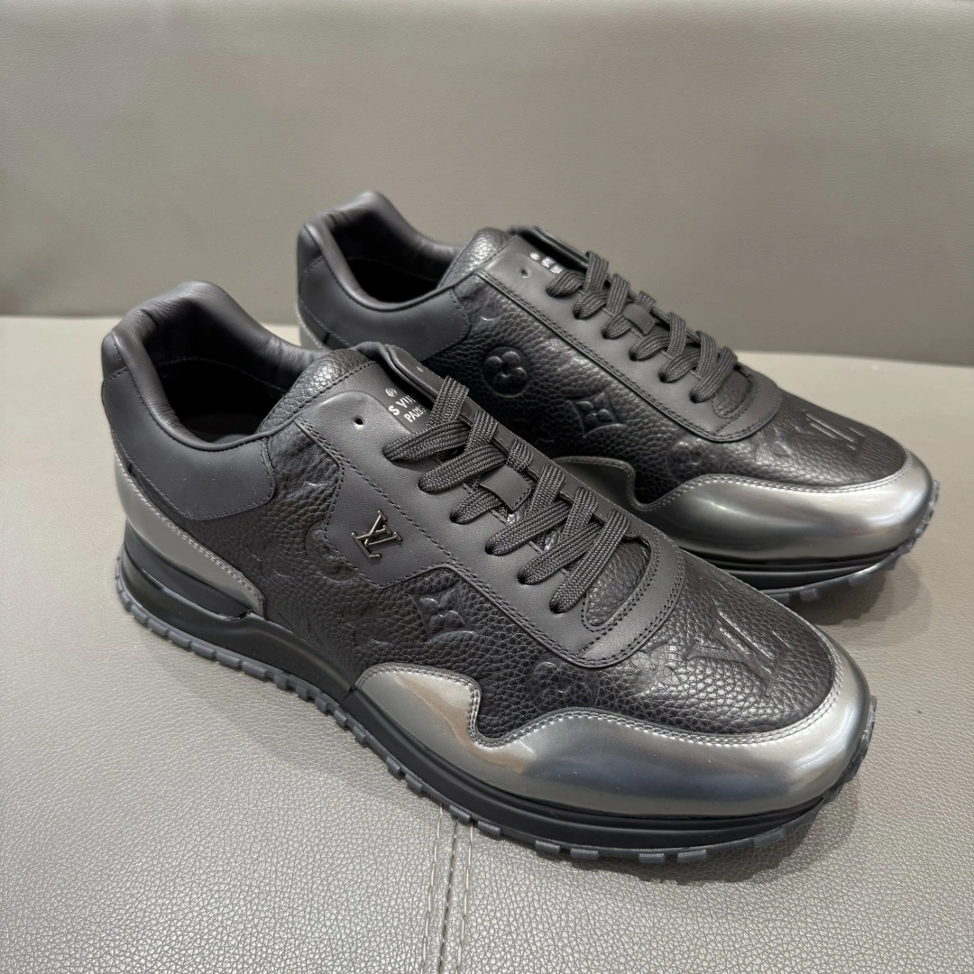 OOBB-- 8V 1A8V54 Run Away item:E-X230A0124