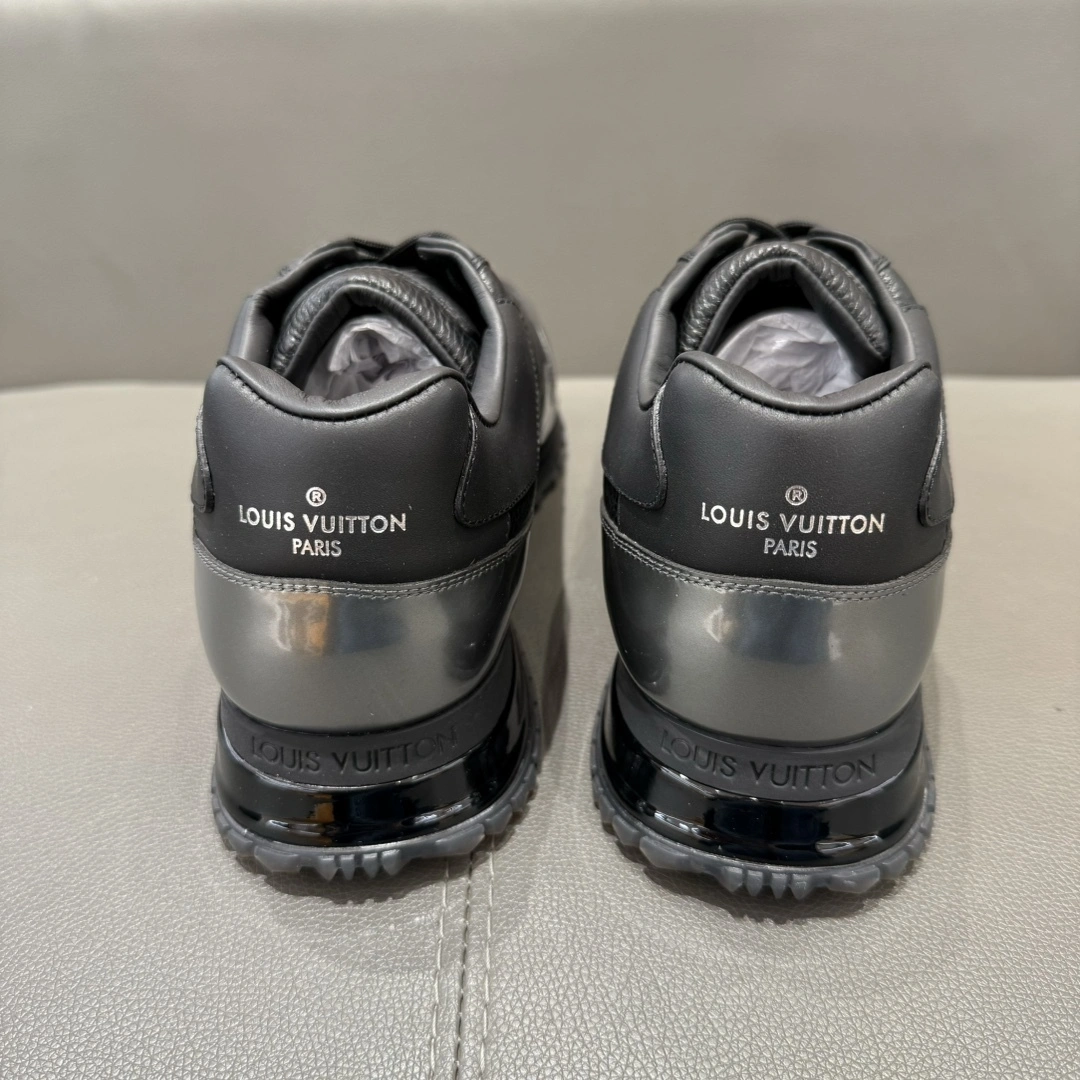 OOBB-- 8V 1A8V54 Run Away item:E-X230A0124