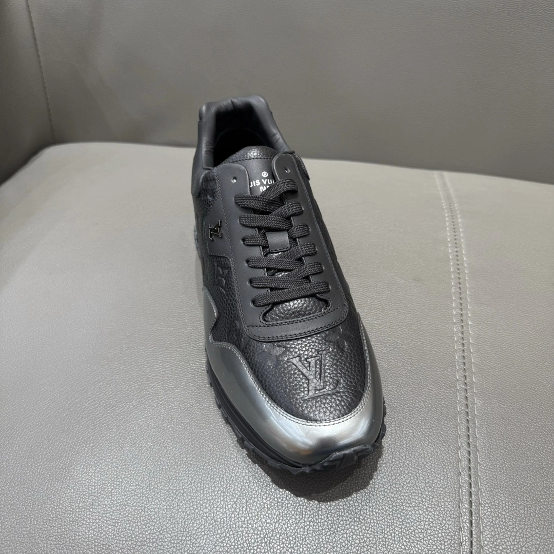 OOBB-- 8V 1A8V54 Run Away item:E-X230A0124