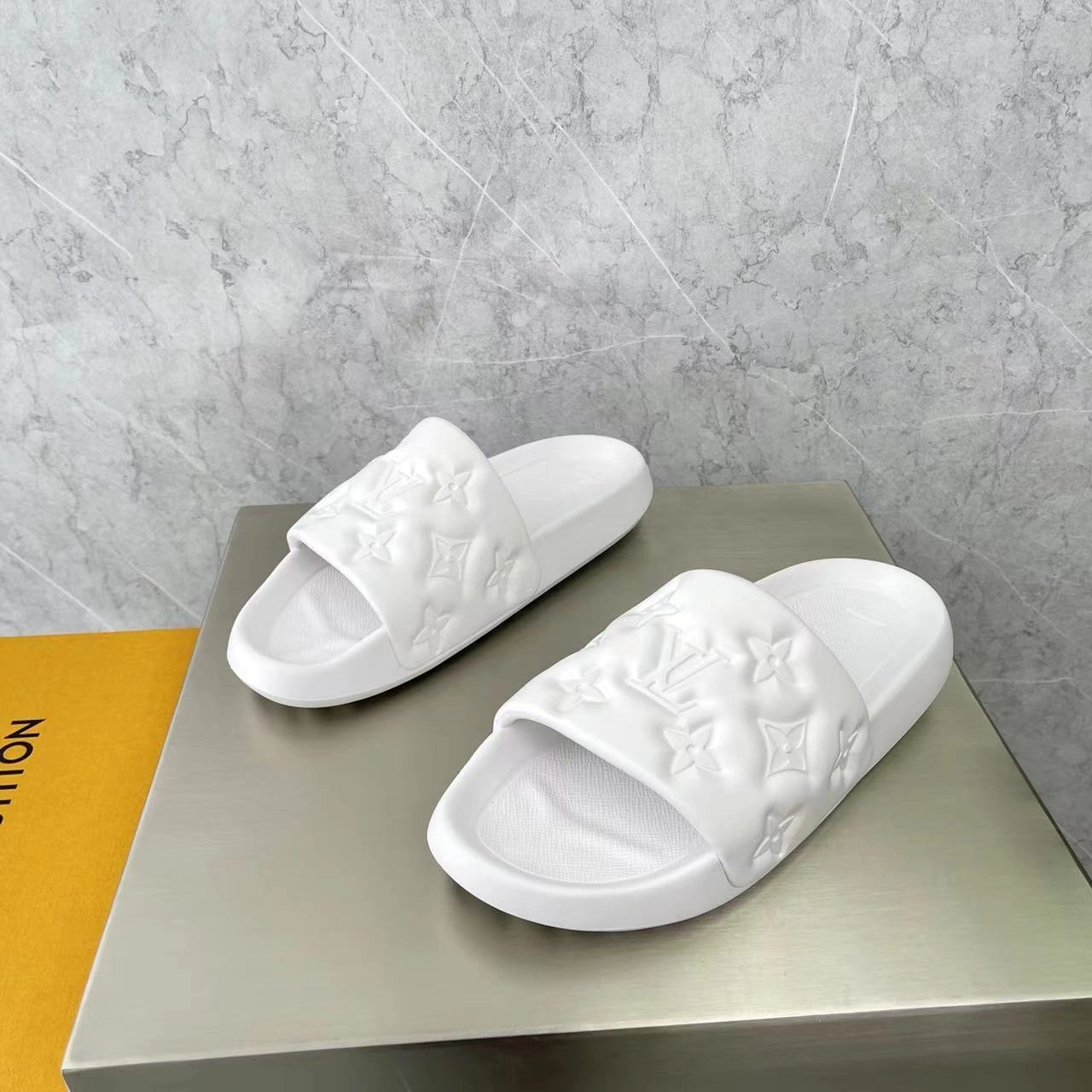 &OOBB-- 8V 1A9FK3 cowhide item:D-X158E3191S