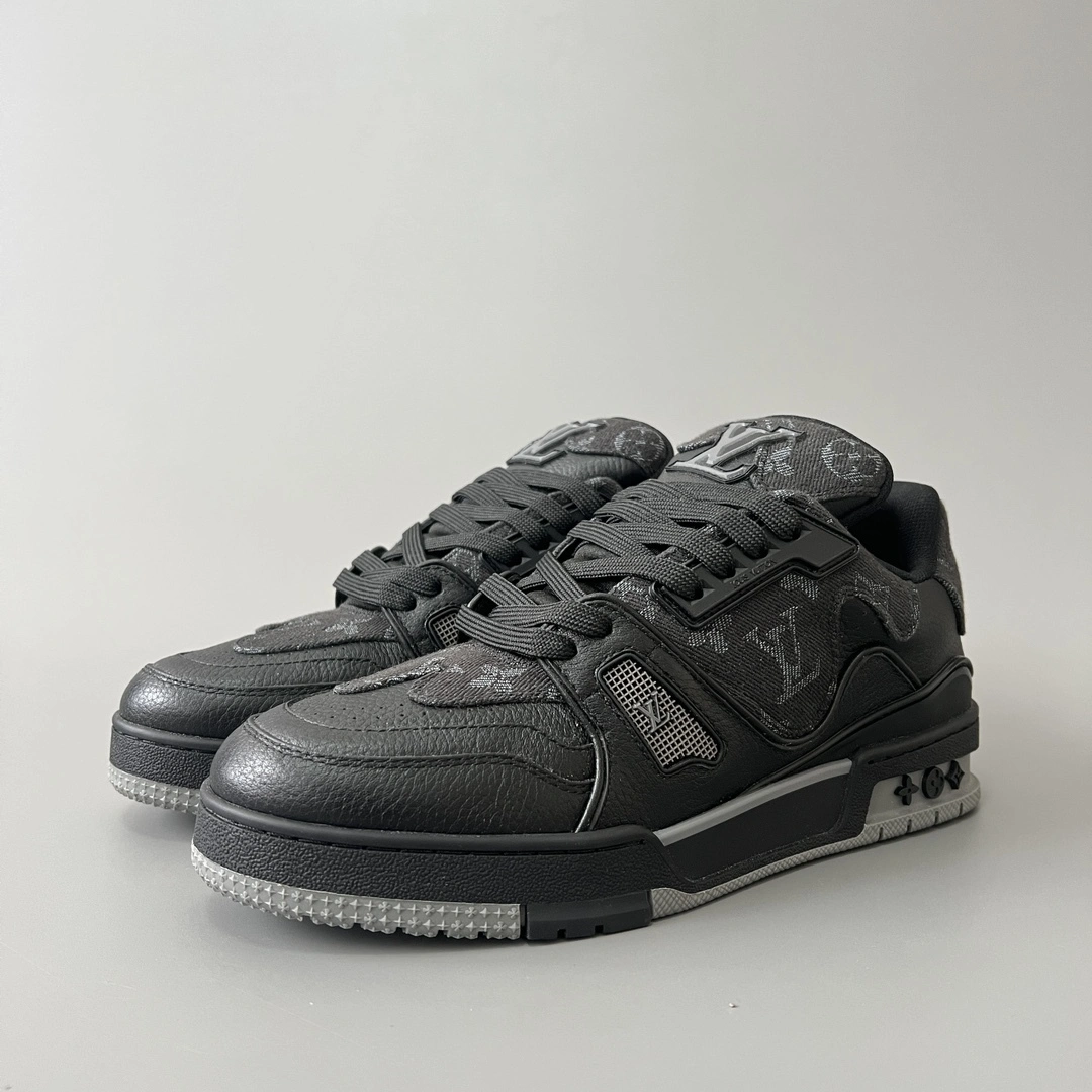 OOBB-- 8V 1A9IPH Calfskin item:E-X300E2508