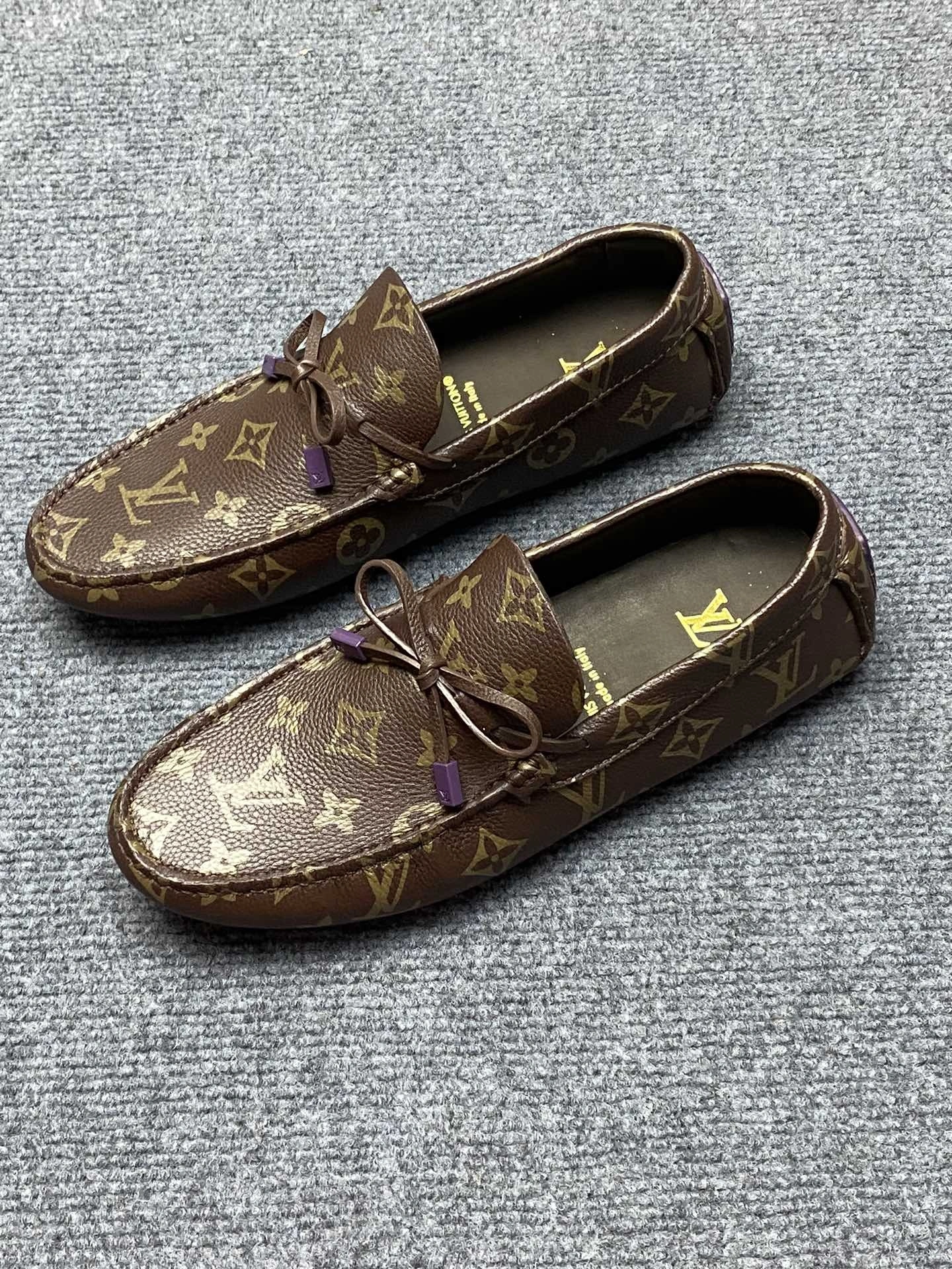 OOBB-- 8V 1AAF2A Cowhide item:D-X158F1907S