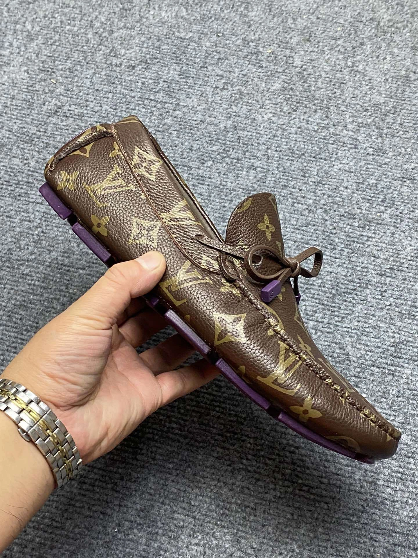 OOBB-- 8V 1AAF2A Cowhide item:D-X158F1907S