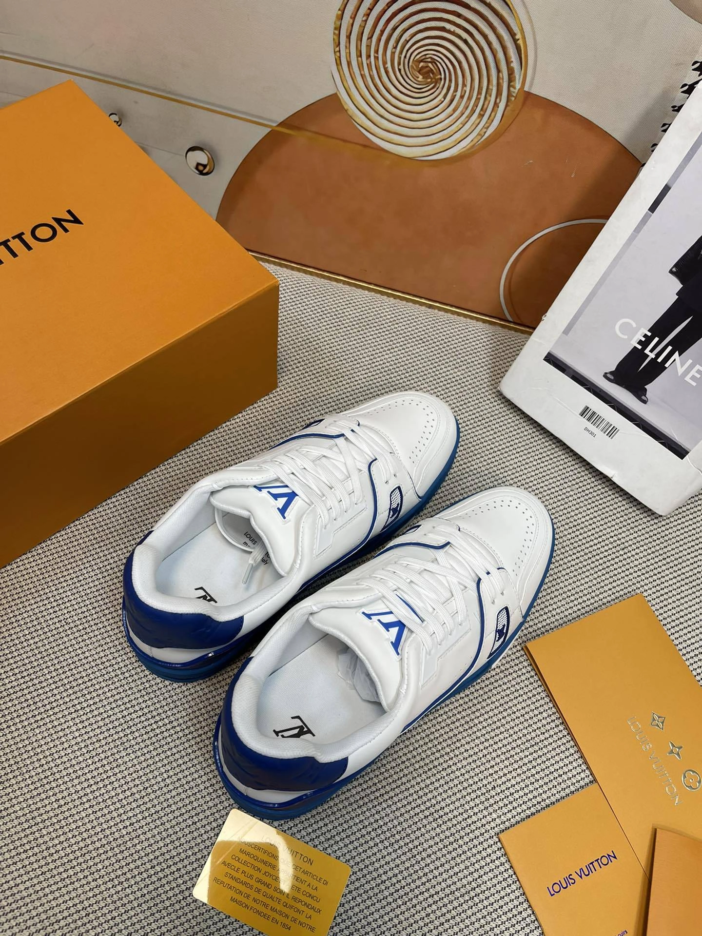 OOBB-- 8V 1AAGZ6 Calfskin Trainer item:D-X000F1205S