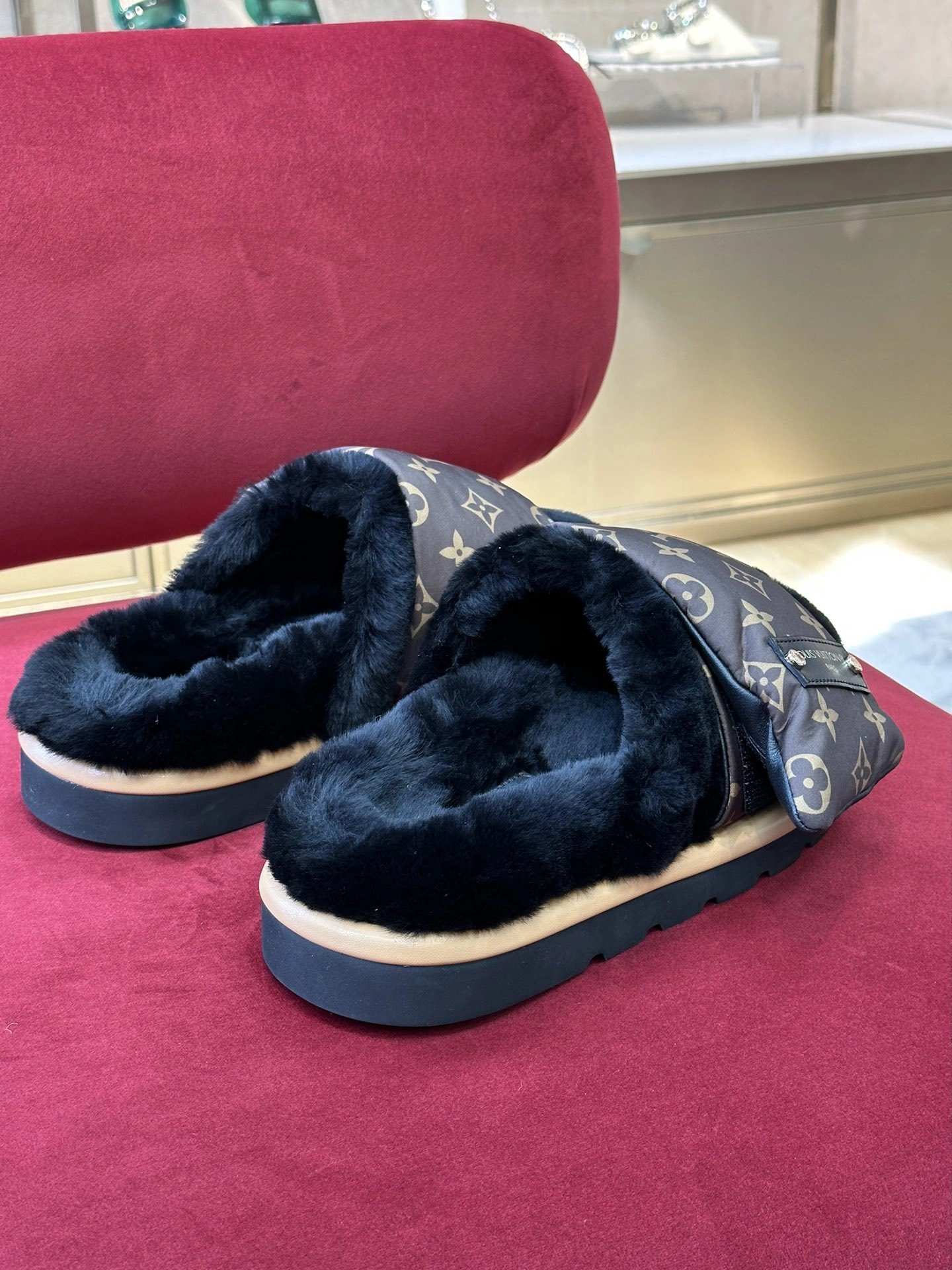 OOBB-- 8V 1AAM3K wool item:E-X187A0901