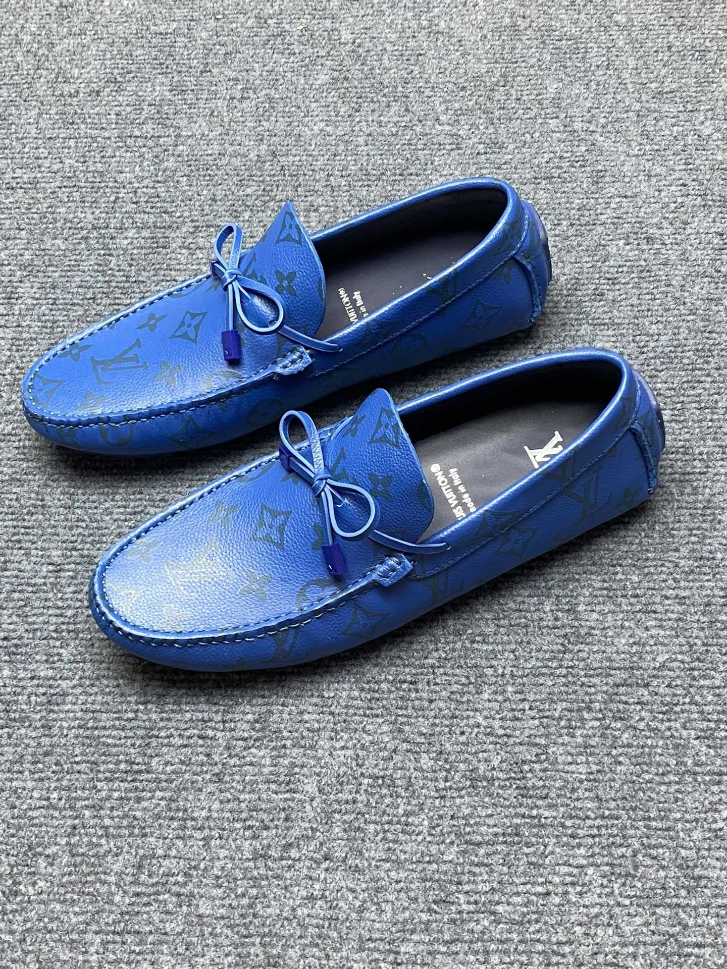 OOBB-- 8V 1AAQ02 Cowhide item:D-X158F1905S