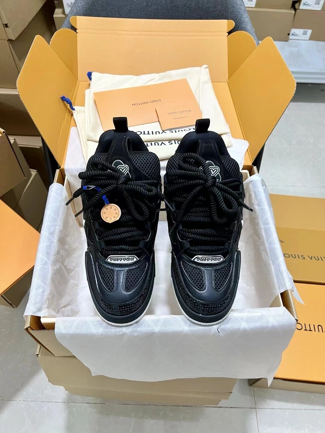 &OOBB-- 8V 1AARR2 skate Calfskin item:E-X187A0903