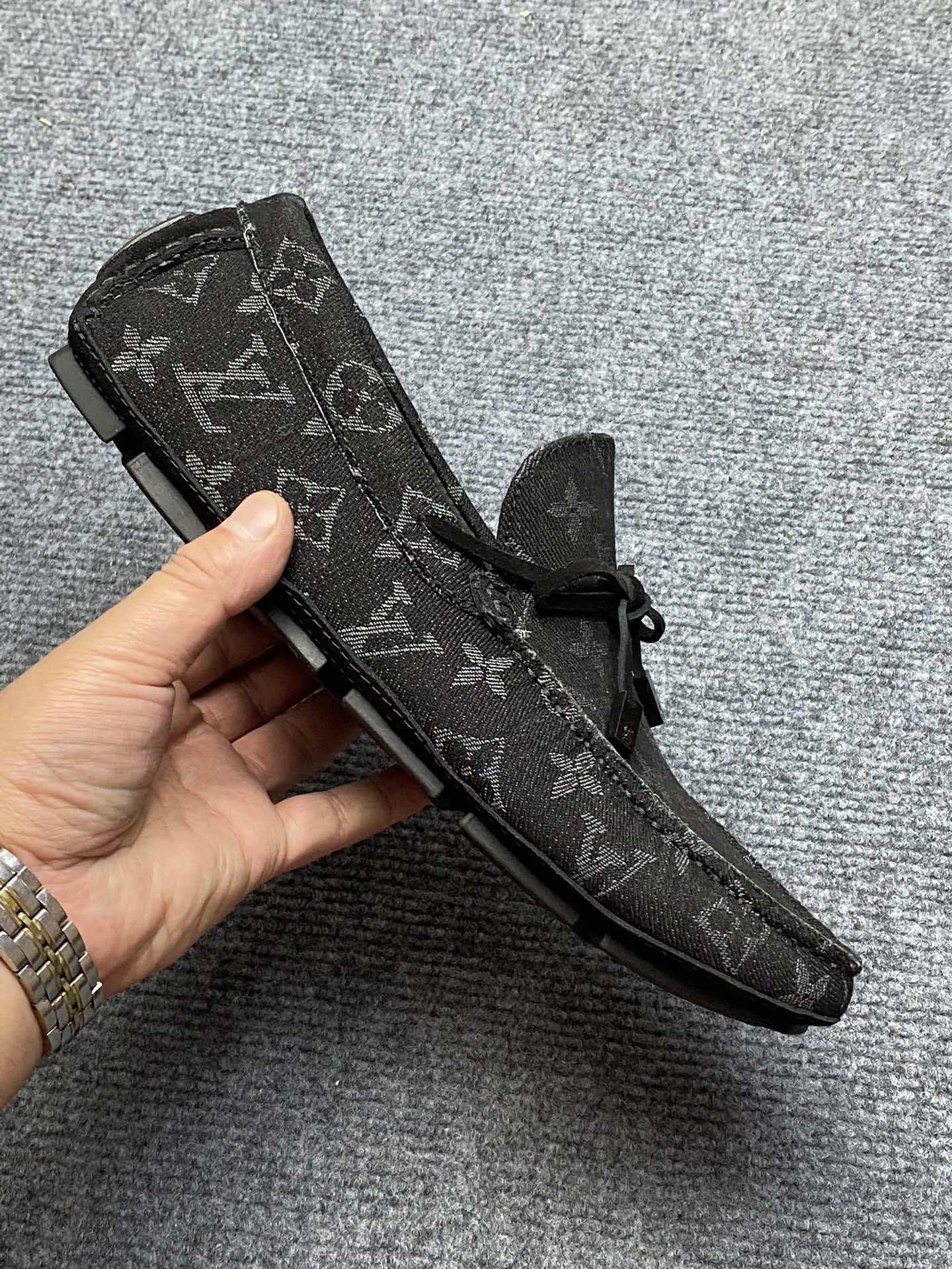 OOBB-- 8V 1ABF59 Calfskin item:D-X158F1909S