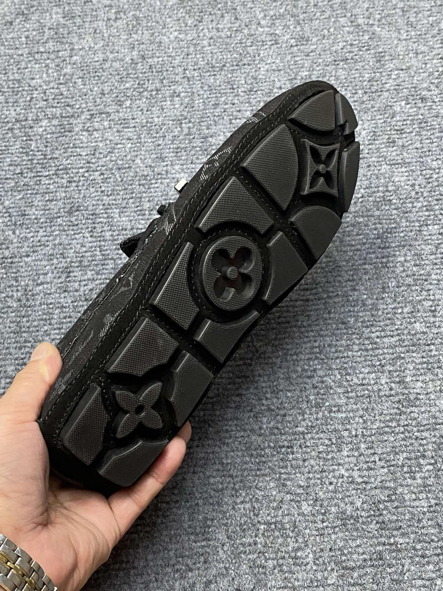 OOBB-- 8V 1ABF59 Calfskin item:D-X158F1909S