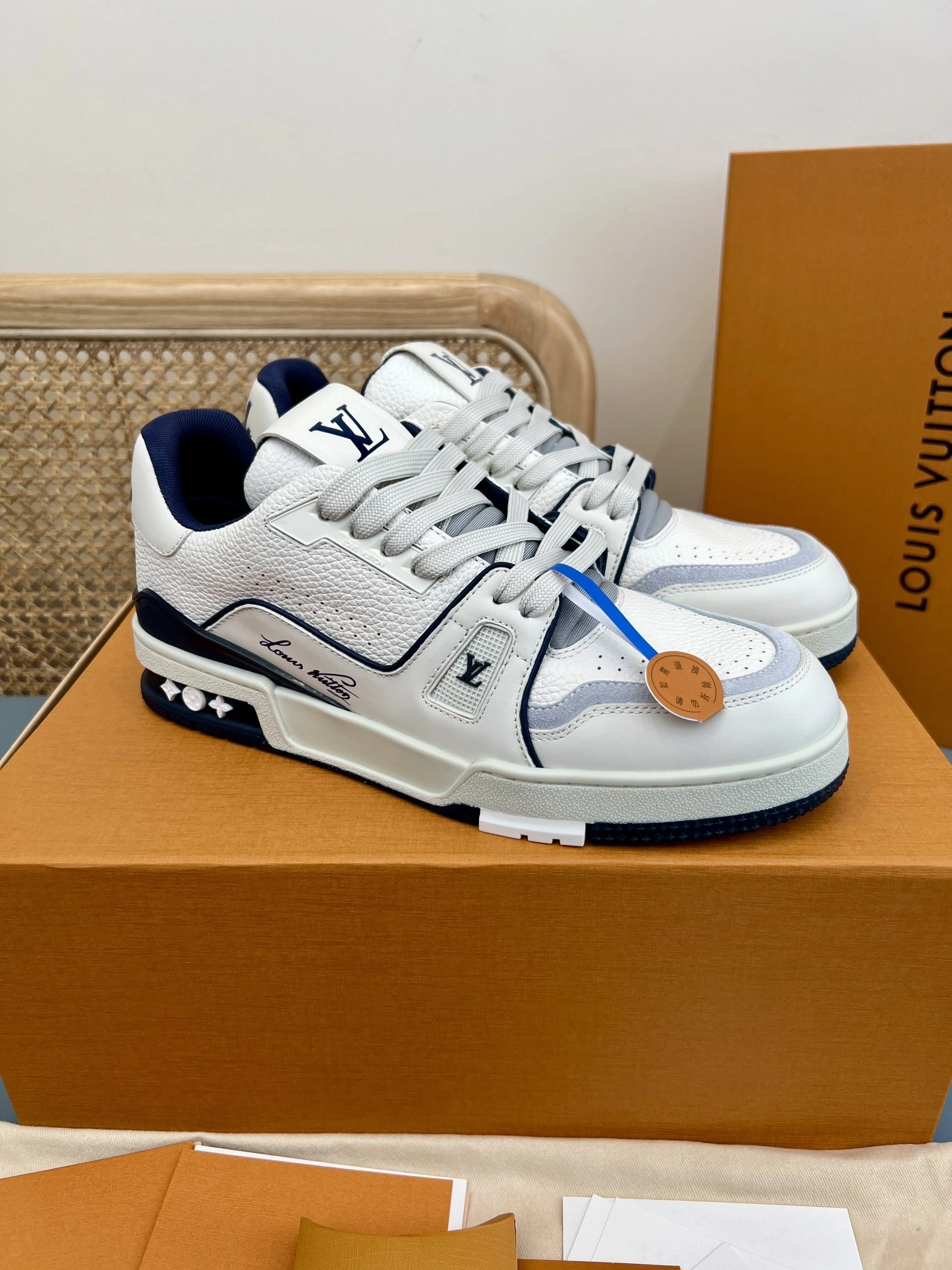 OOBB-- 8V 1ABFA9  1ABNIH Trainer Calfskin item:E-X430L0320B