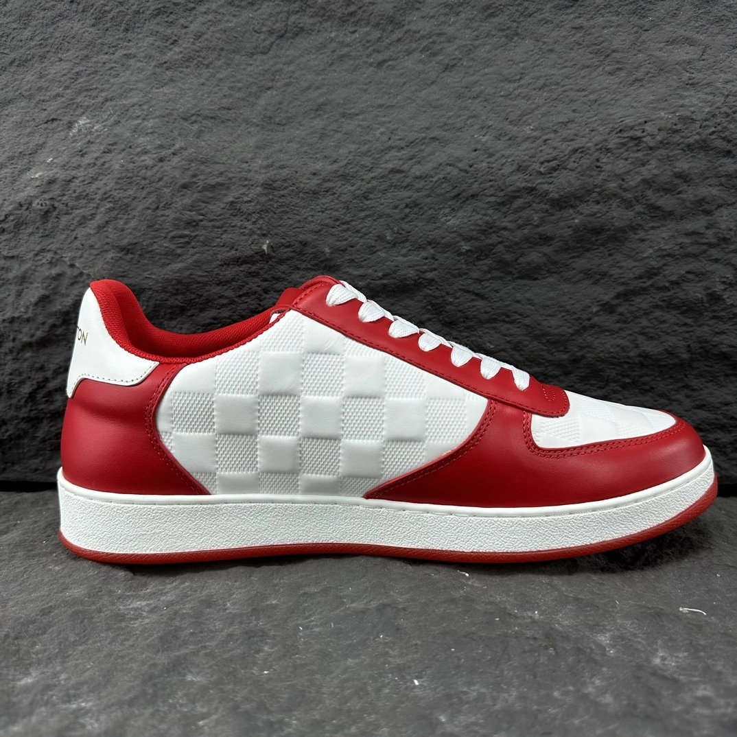 OOBB-- 8V 1ABFEM Rivoli item:D-X000L0956