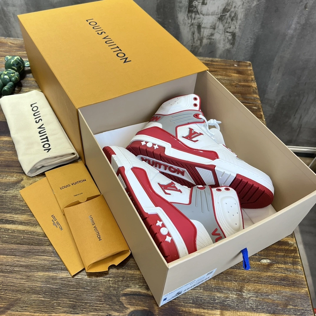 OOBB-- 8V 1ABLS9 Calfskin Trainer item:D-X158F1112S
