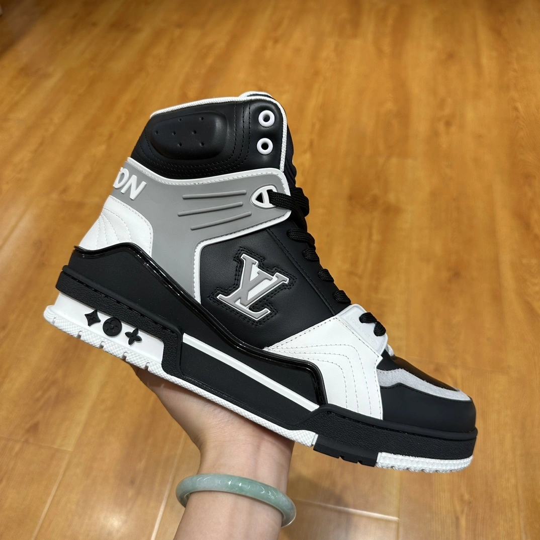 OOBB-- 8V 1ABLT6 Cowhide Trainer item:D-X158F1229S