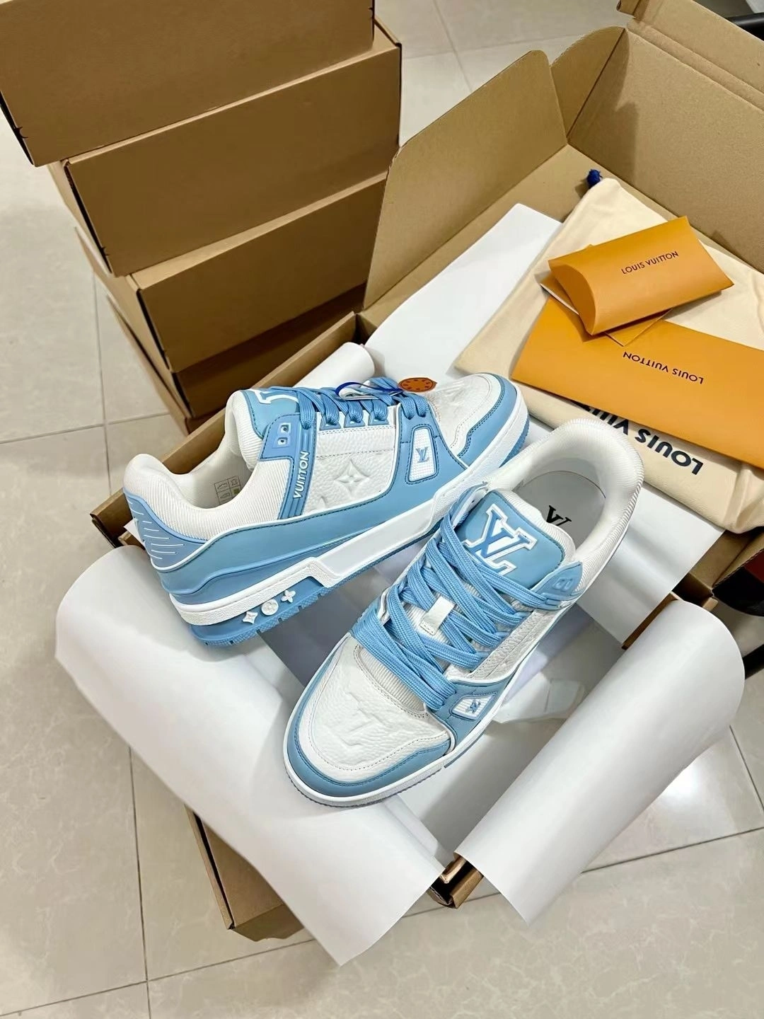 OOBB-- 8V 1ABOFI trainer Calfskin item:E-X187A0932
