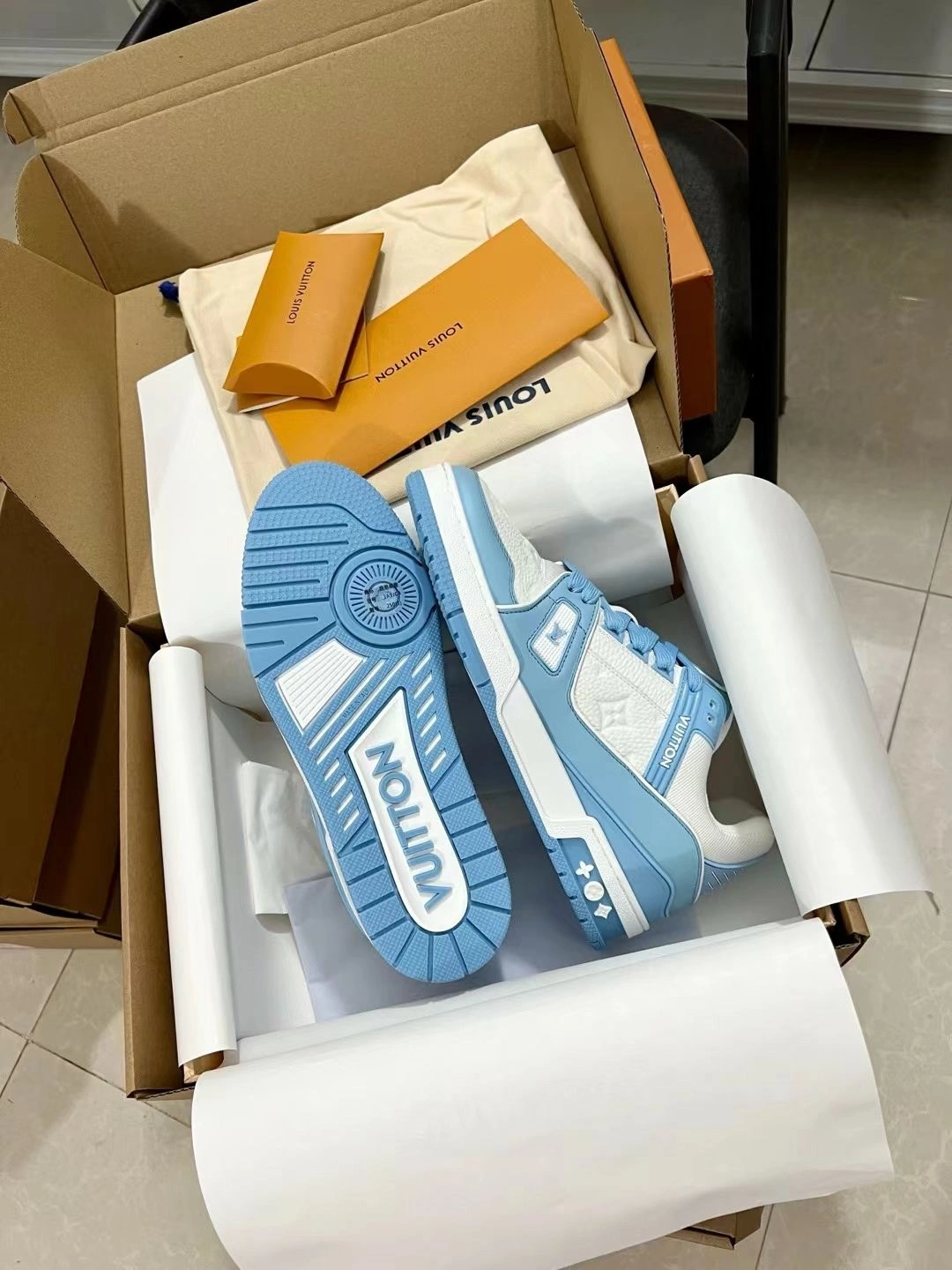OOBB-- 8V 1ABOFI trainer Calfskin item:E-X187A0932