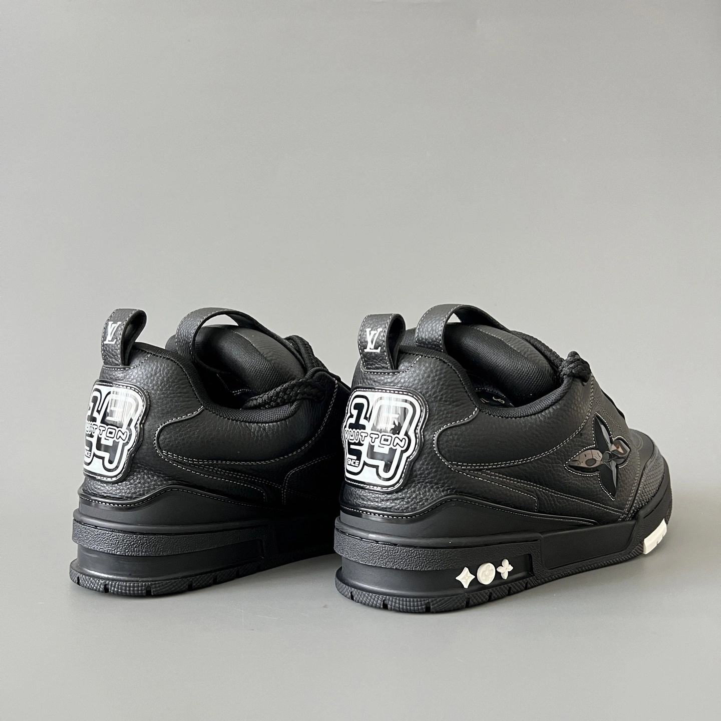 OOBB-- 8V 1ABZ5B cowhide item:E-X300H0625