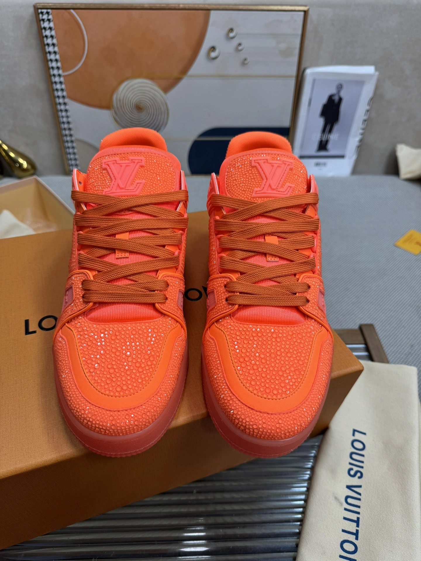 OOBB-- 8V 1AC4UP item:D-X555L0947
