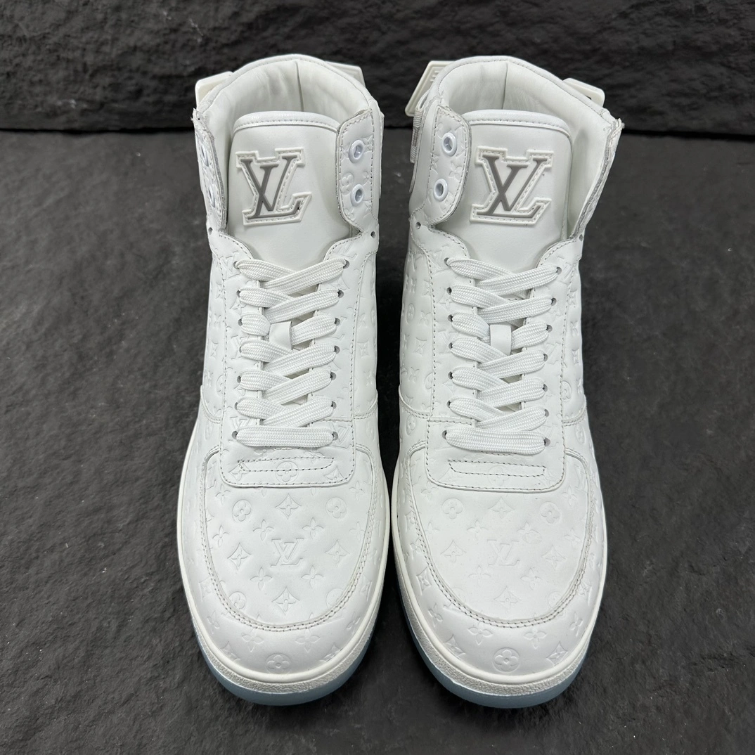 OOBB-- 8V 1AC4V9 cowhide item:D-X000L0968