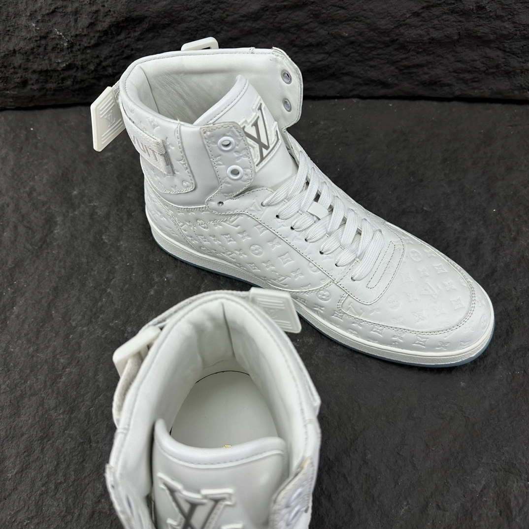 OOBB-- 8V 1AC4V9 cowhide item:D-X000L0968