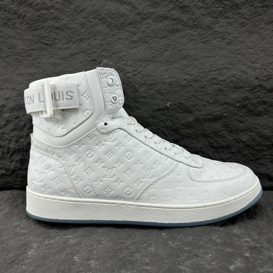 OOBB-- 8V 1AC4V9 cowhide item:D-X000L0968